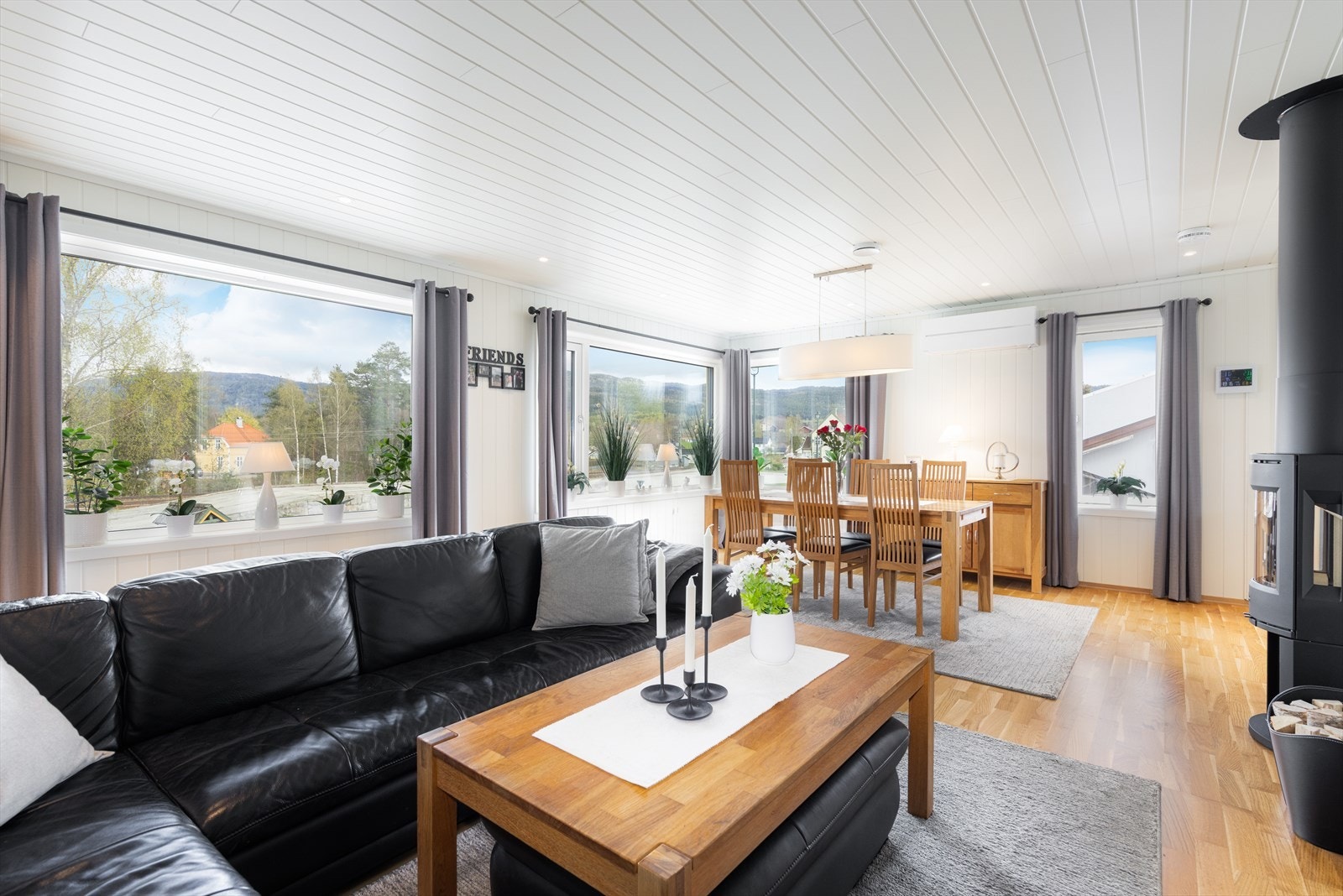 Leilighetene har begge har samme rominndeling. Galleribilde