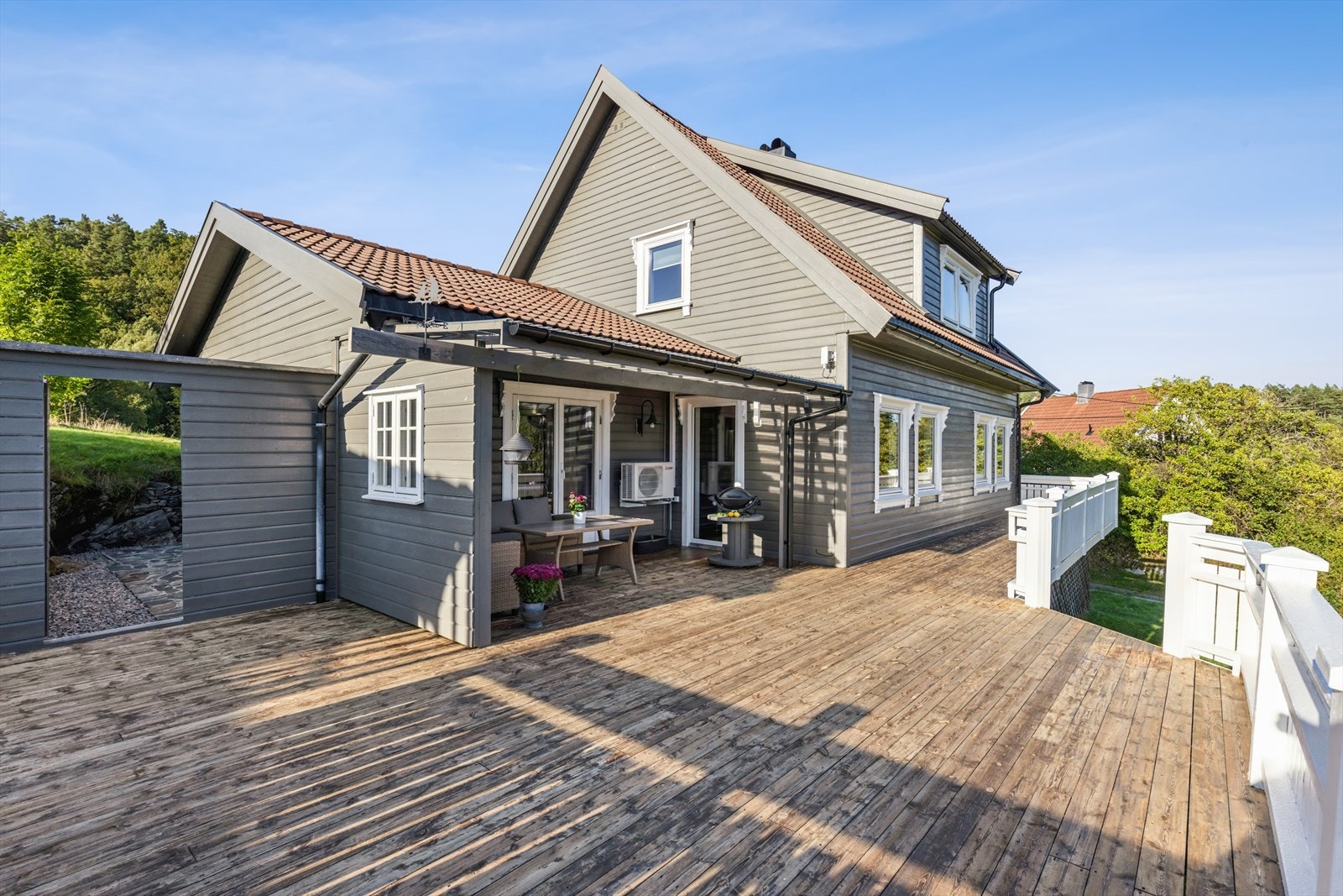 Her kan man nyte fine sommerdager sammen med familie og venner Galleribilde