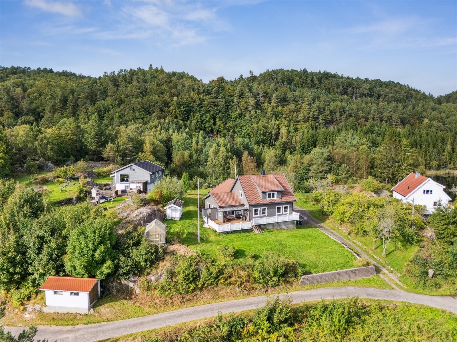 Oversikt over eiendommen
- Ligger landlig og fredelig til Galleribilde