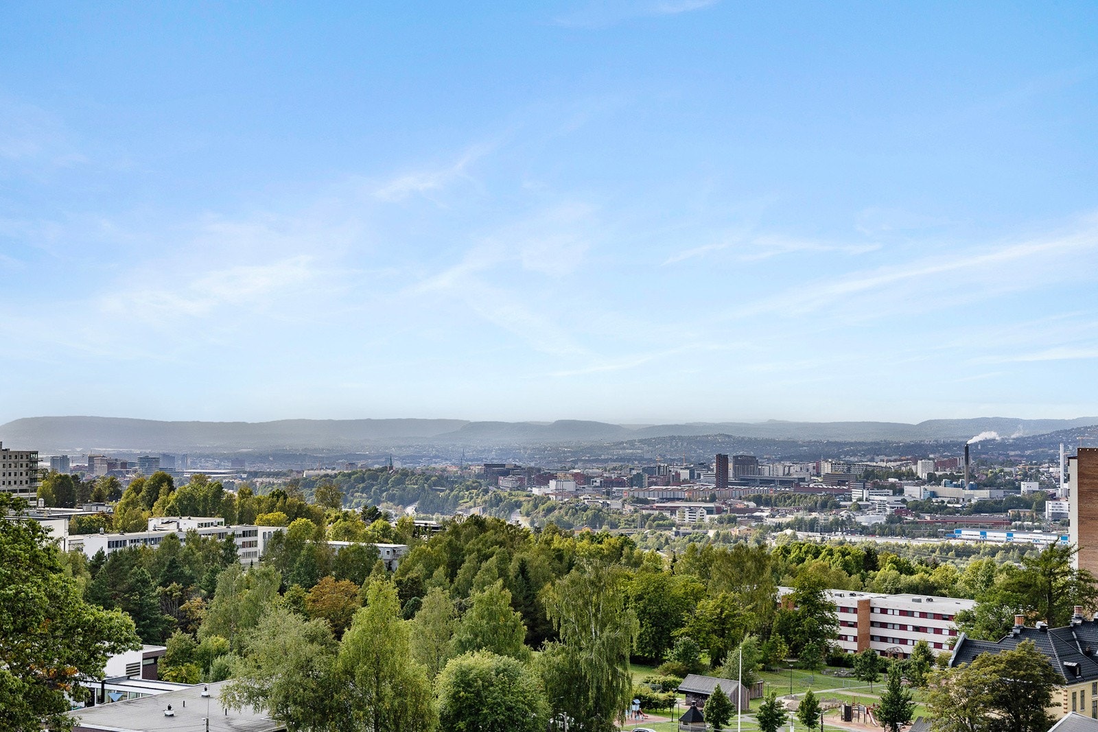 Nyt utsikten fra sjette etasje. Galleribilde