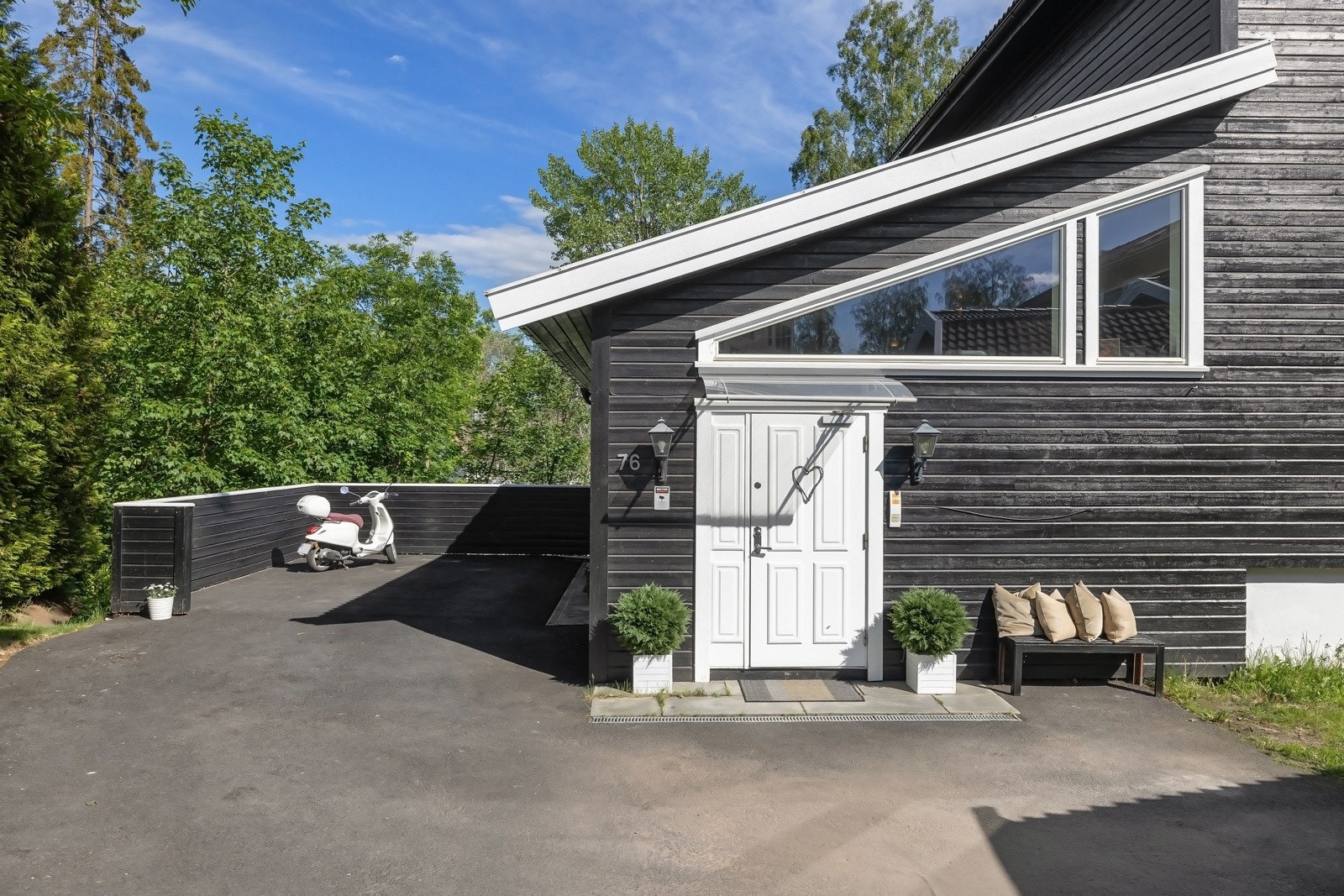 Hovedentré. Galleribilde