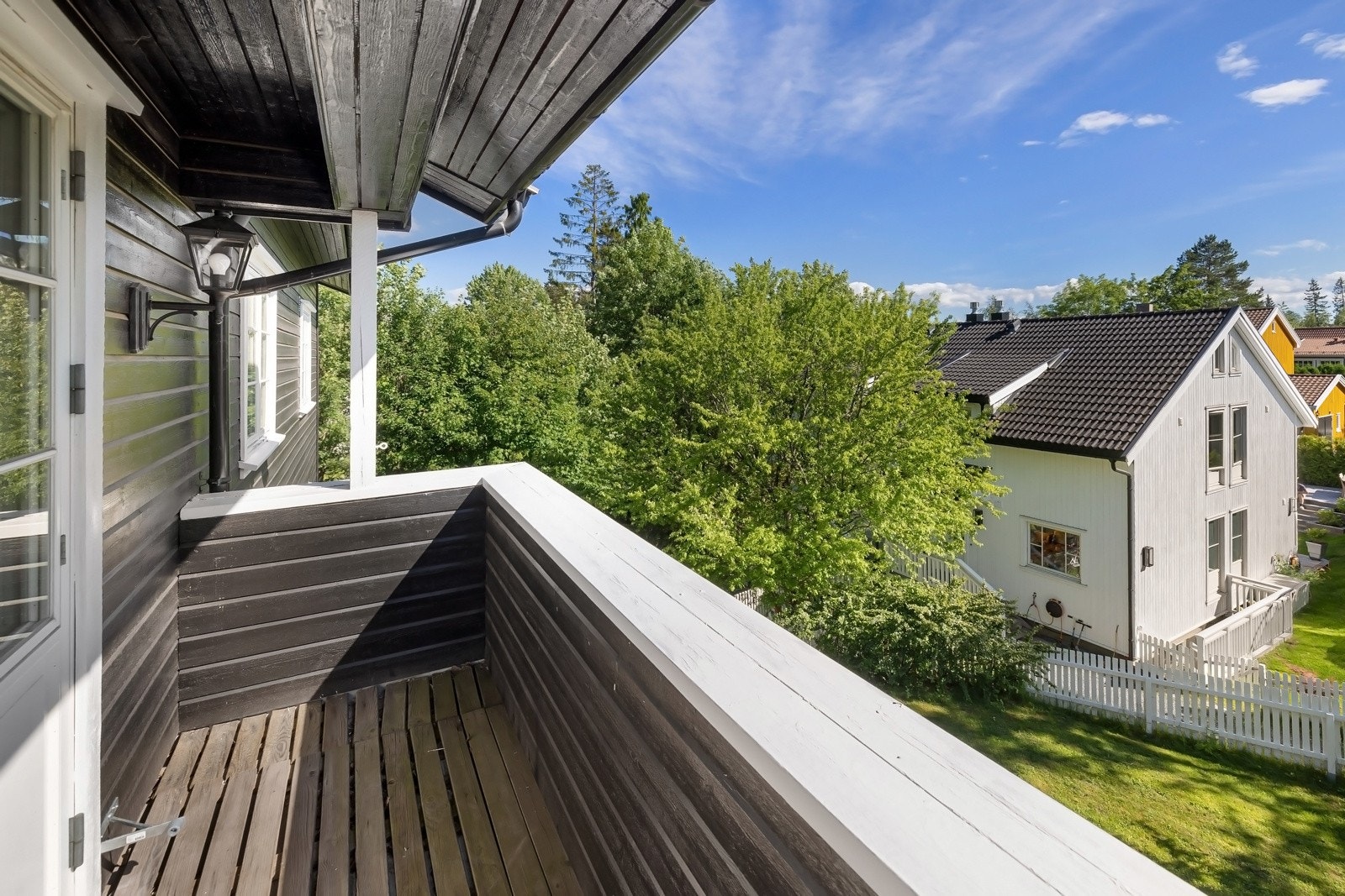 Balkong med utgang fra hovedsoverommet. Galleribilde