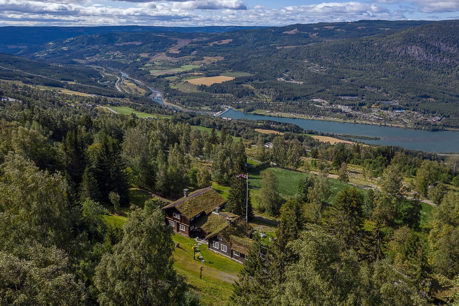 Denne eiendommen må oppleves, velkommen til visning! Galleribilde