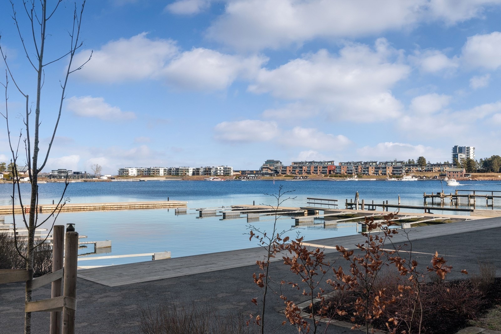 Bo her? - Velkomment til Husøy Havn! Galleribilde