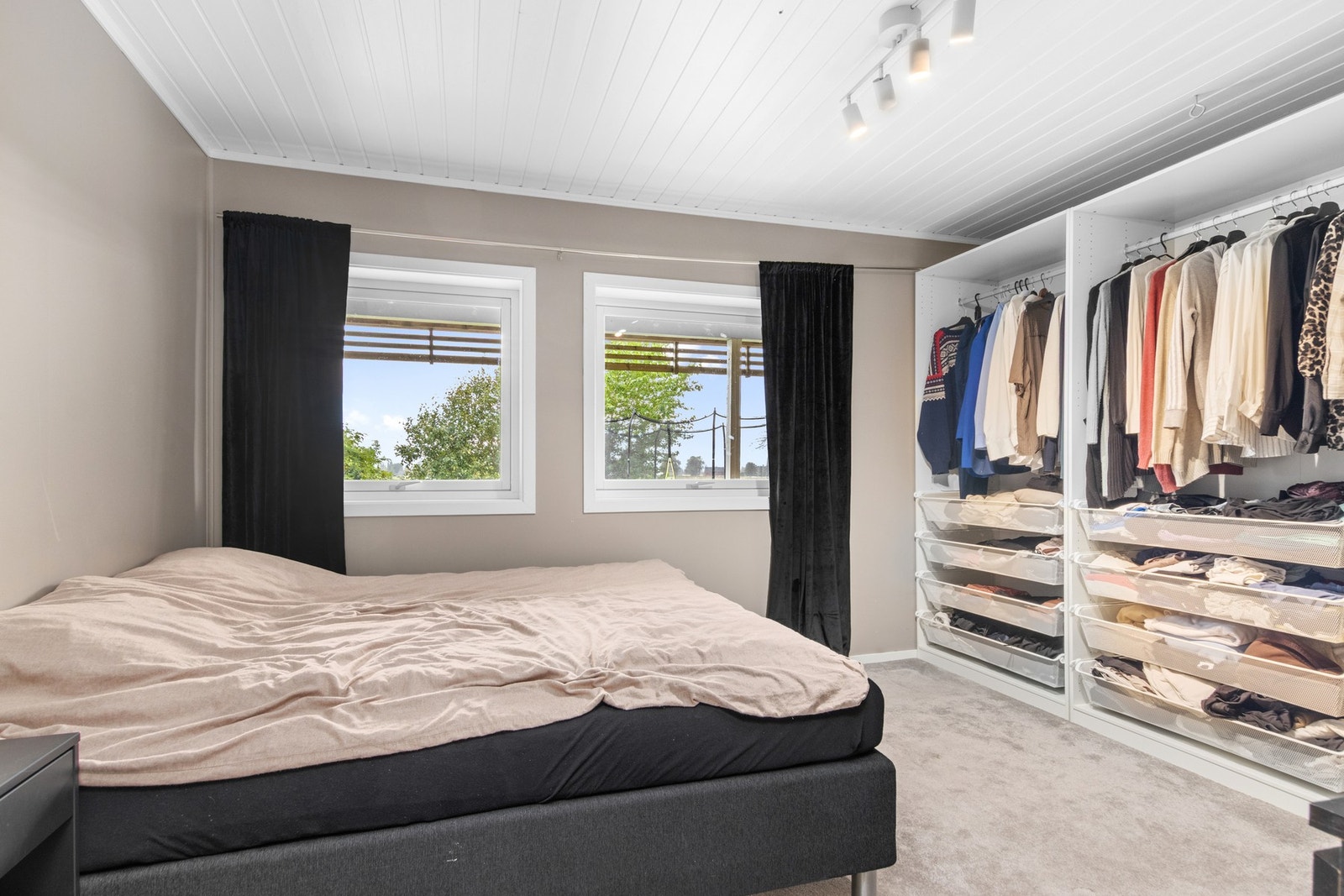 Soverom. Galleribilde