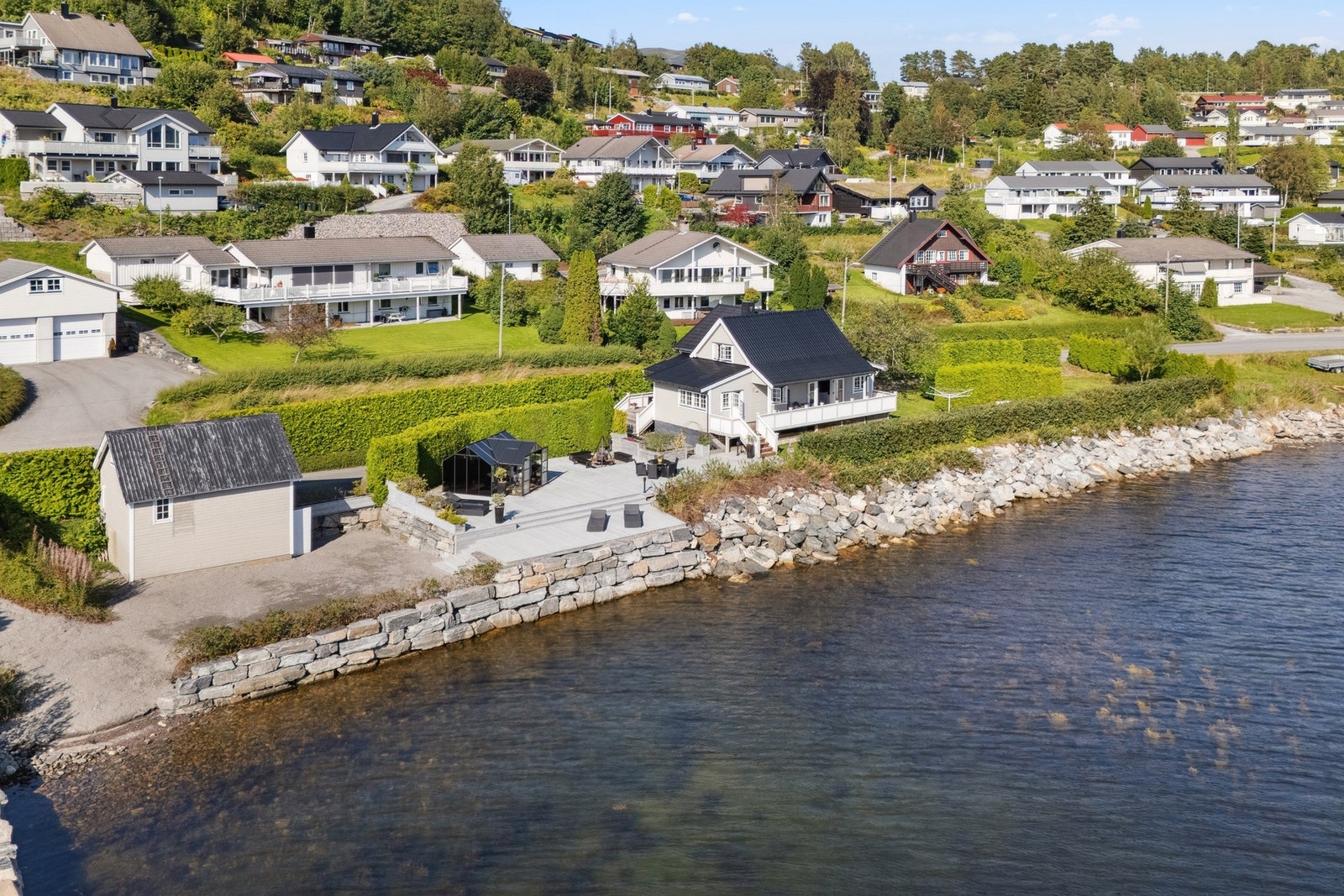 Opdølvegen 34 - ved Aleksander Fagerlund. Galleribilde