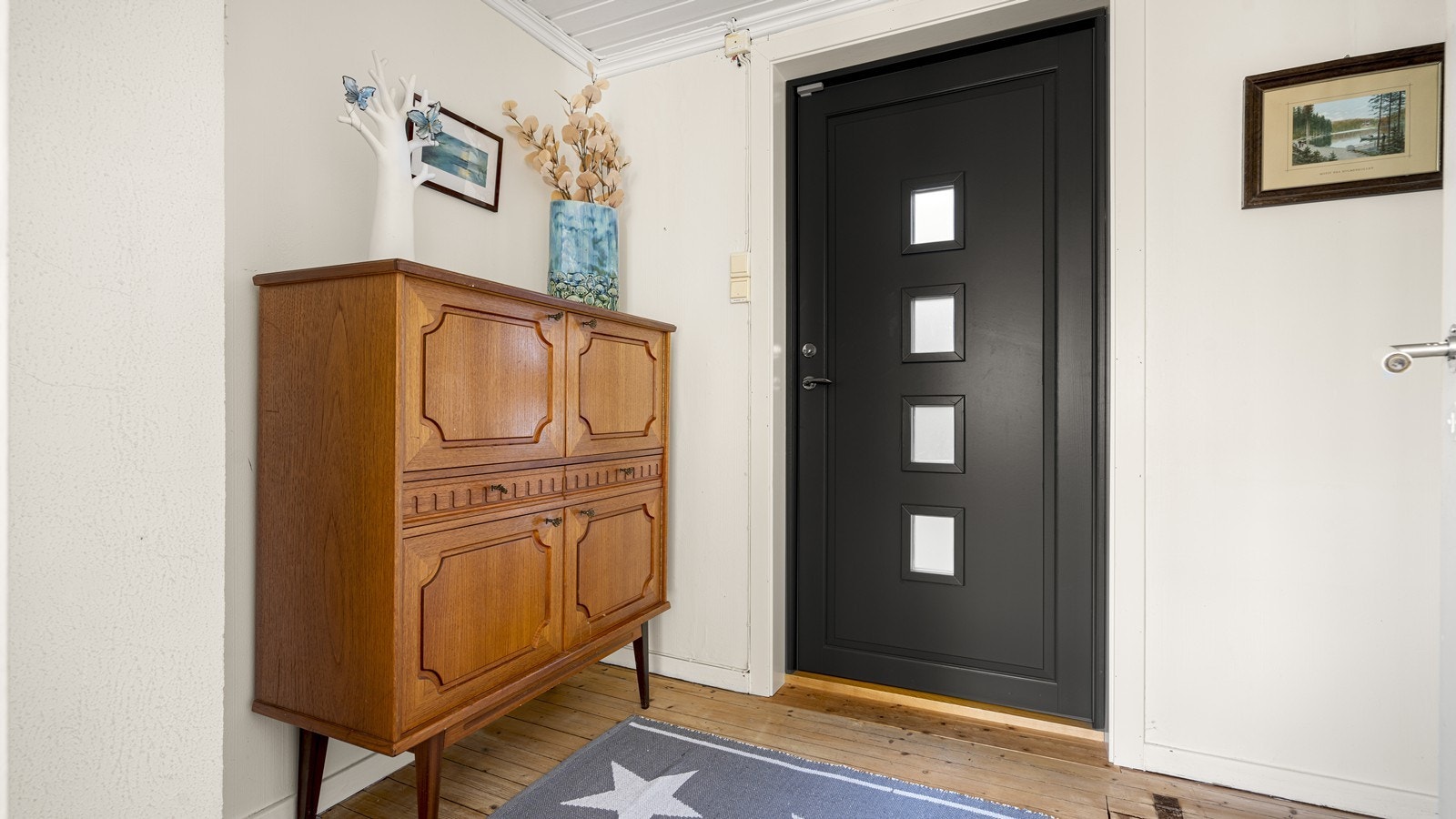 Lys og fin entré Galleribilde