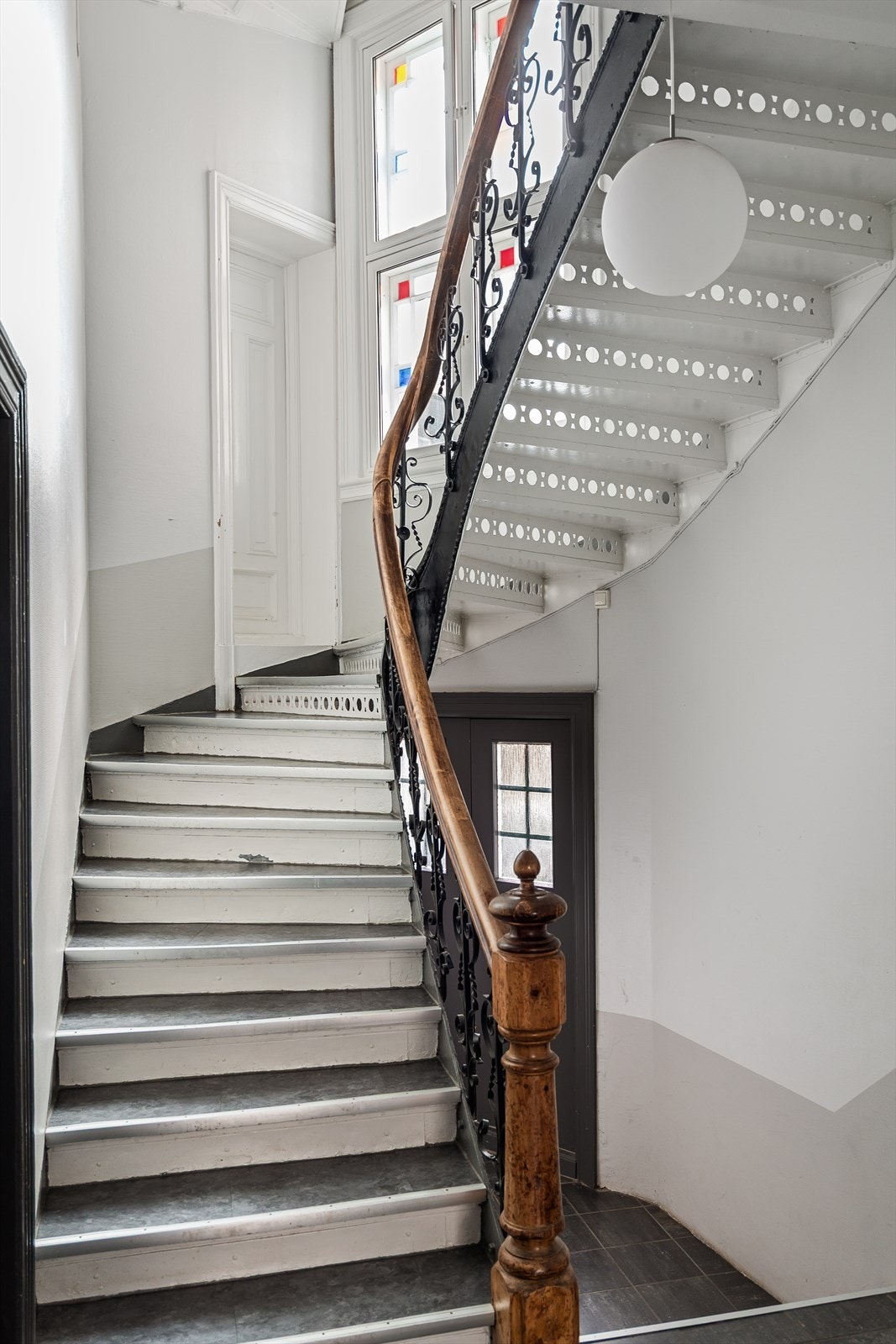 Felles trapperom. Galleribilde