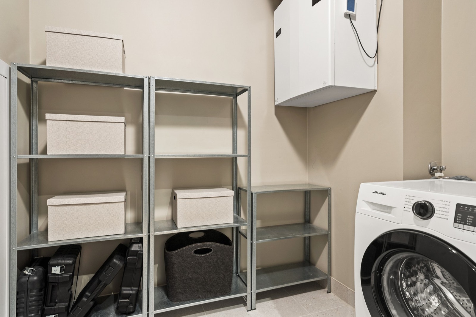 Opplegg for vaskemaskin i teknisk rom/bod. Galleribilde