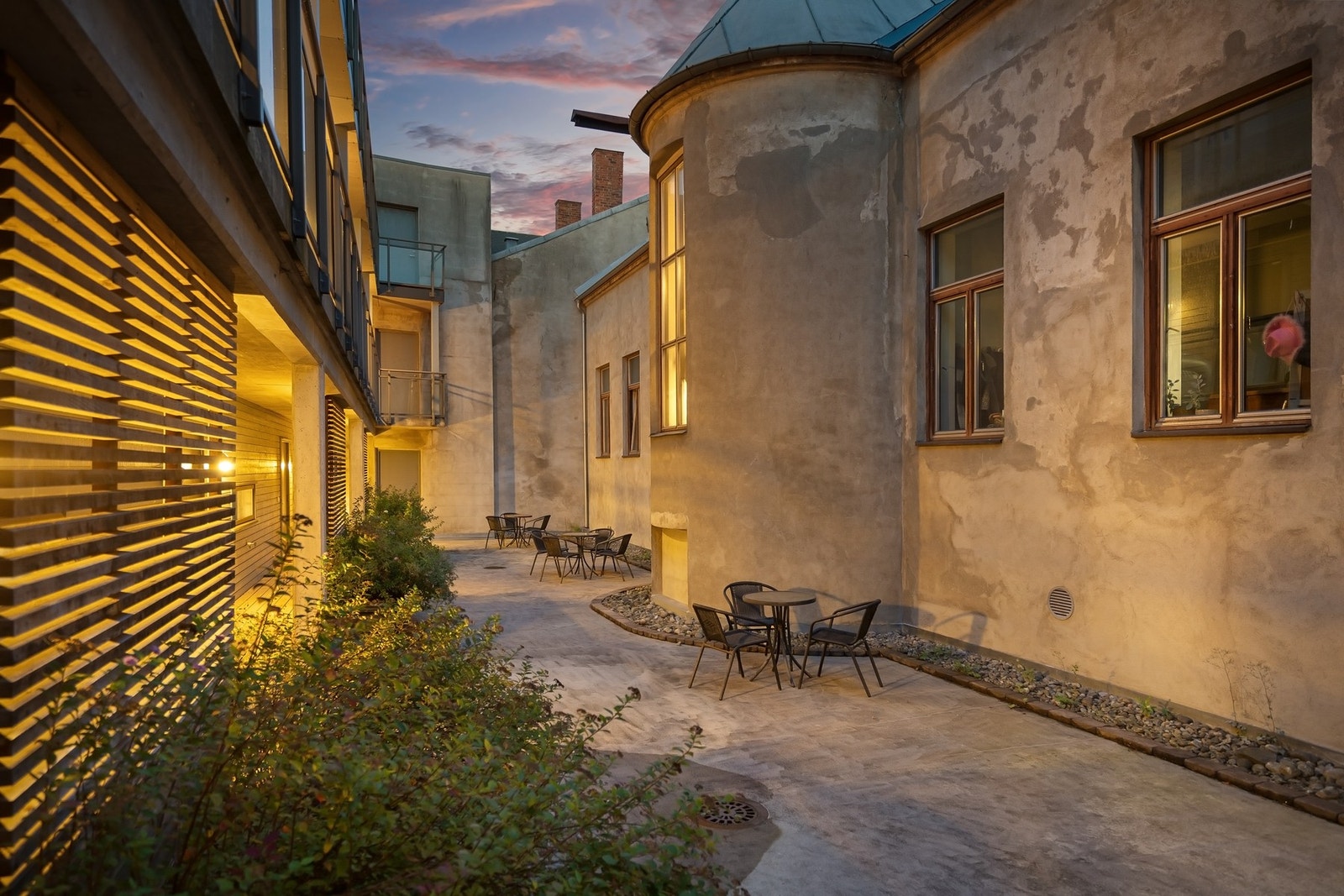 Hyggelig bakgård/atrium Galleribilde