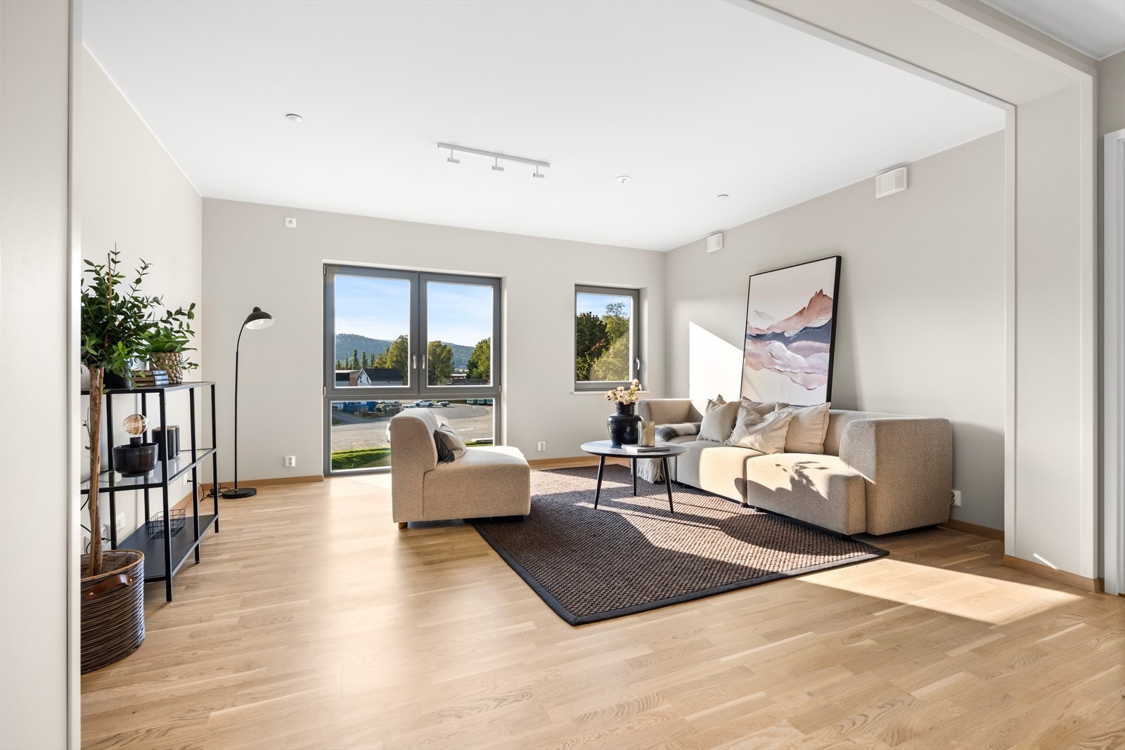 Denne nye leiligheten er ferdigstilt i 2025 og har aldri tidligere vært tatt i bruk - her kan du flytte rett inn! Galleribilde