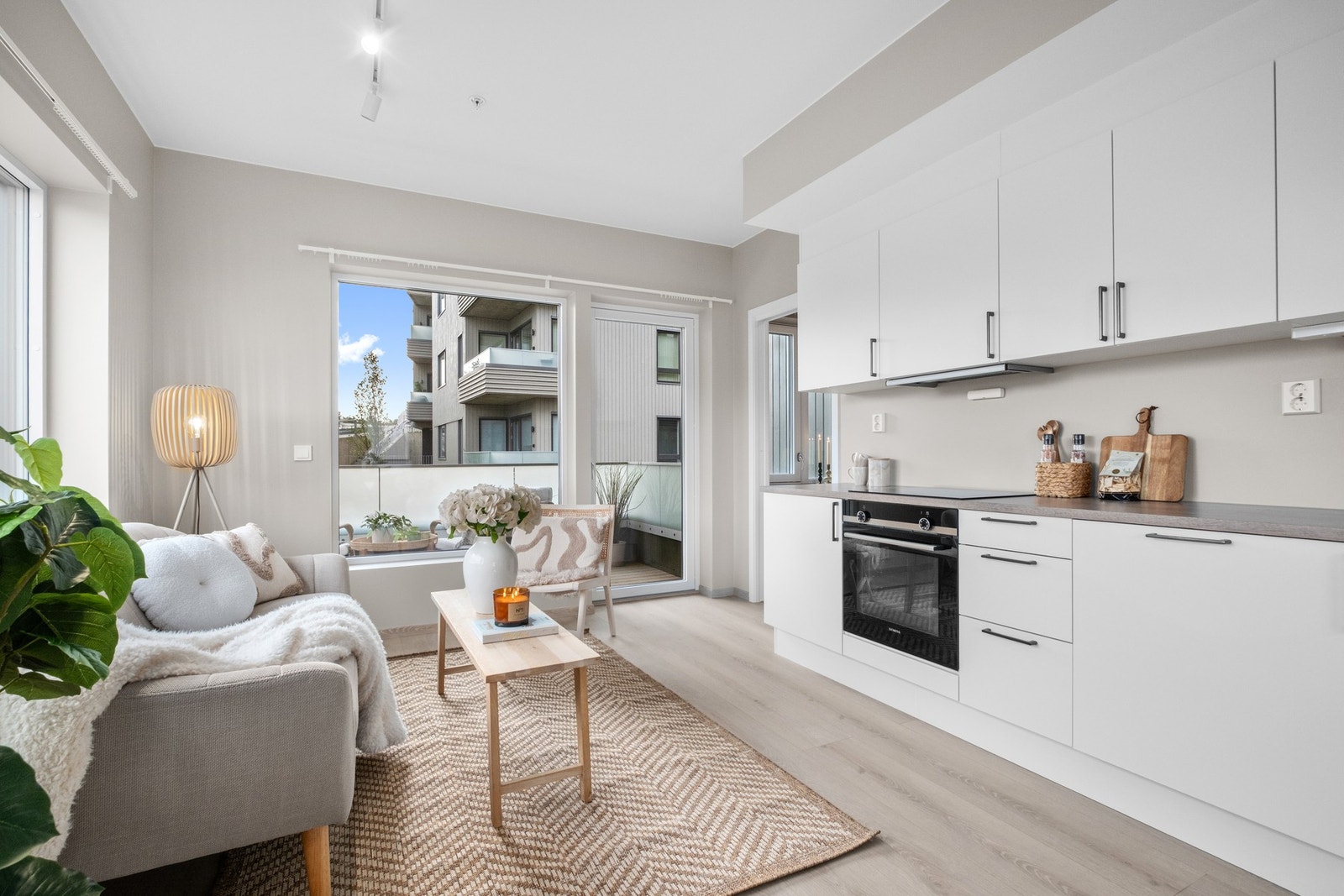 Leiligheten har to flotte balkonger. Galleribilde