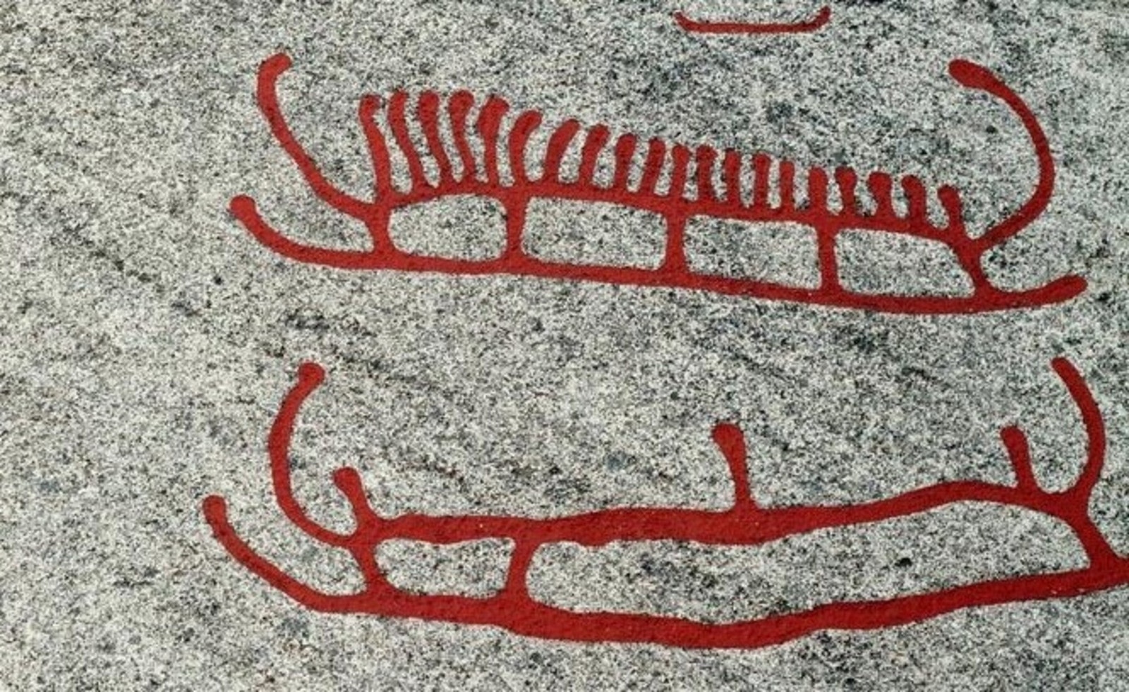 Helleristninger på eiendommen viser at den har vært bebodd siden bronsealderen. Galleribilde