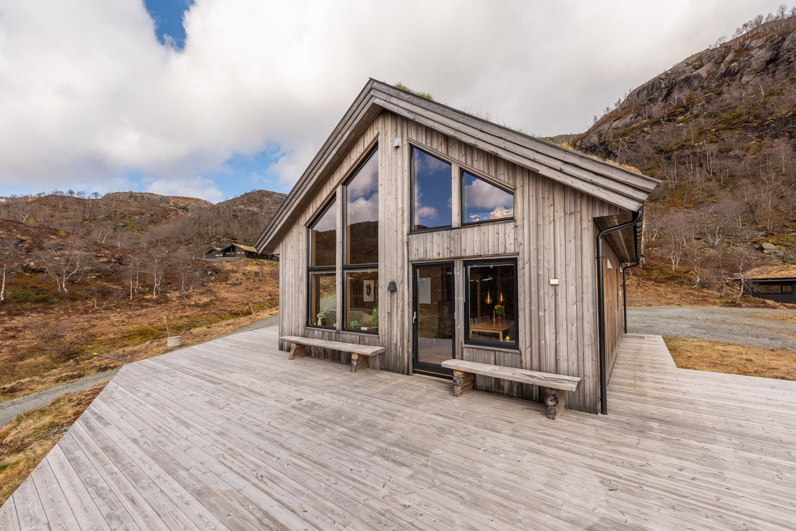 Boligen er oppført i 2018 med god standard i henhold til alderen. Galleribilde