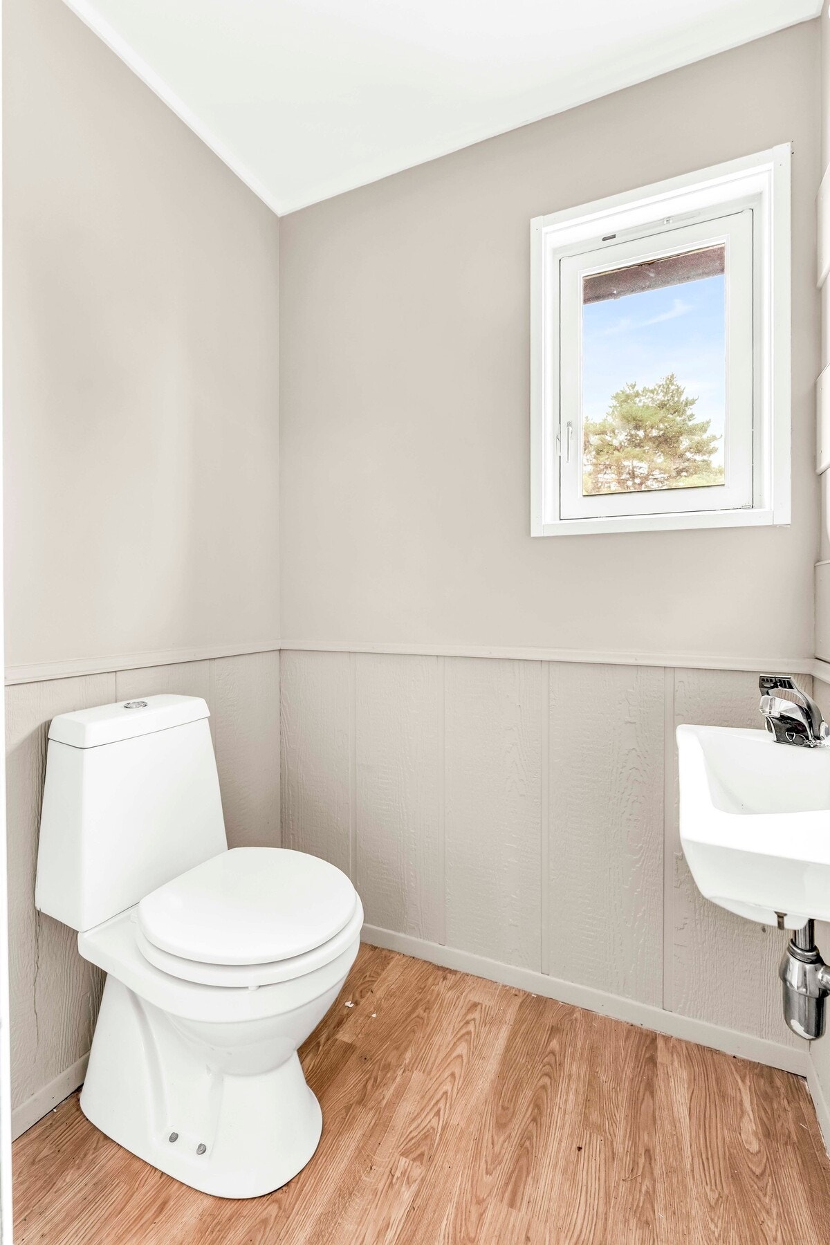 I boligen har man et separat wc Galleribilde