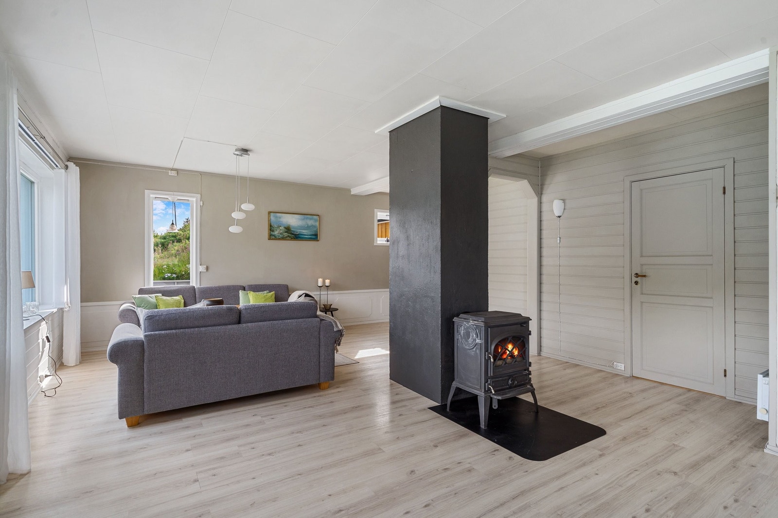 Stue 1.etg. Varmegulv i stue og kjøkken Galleribilde