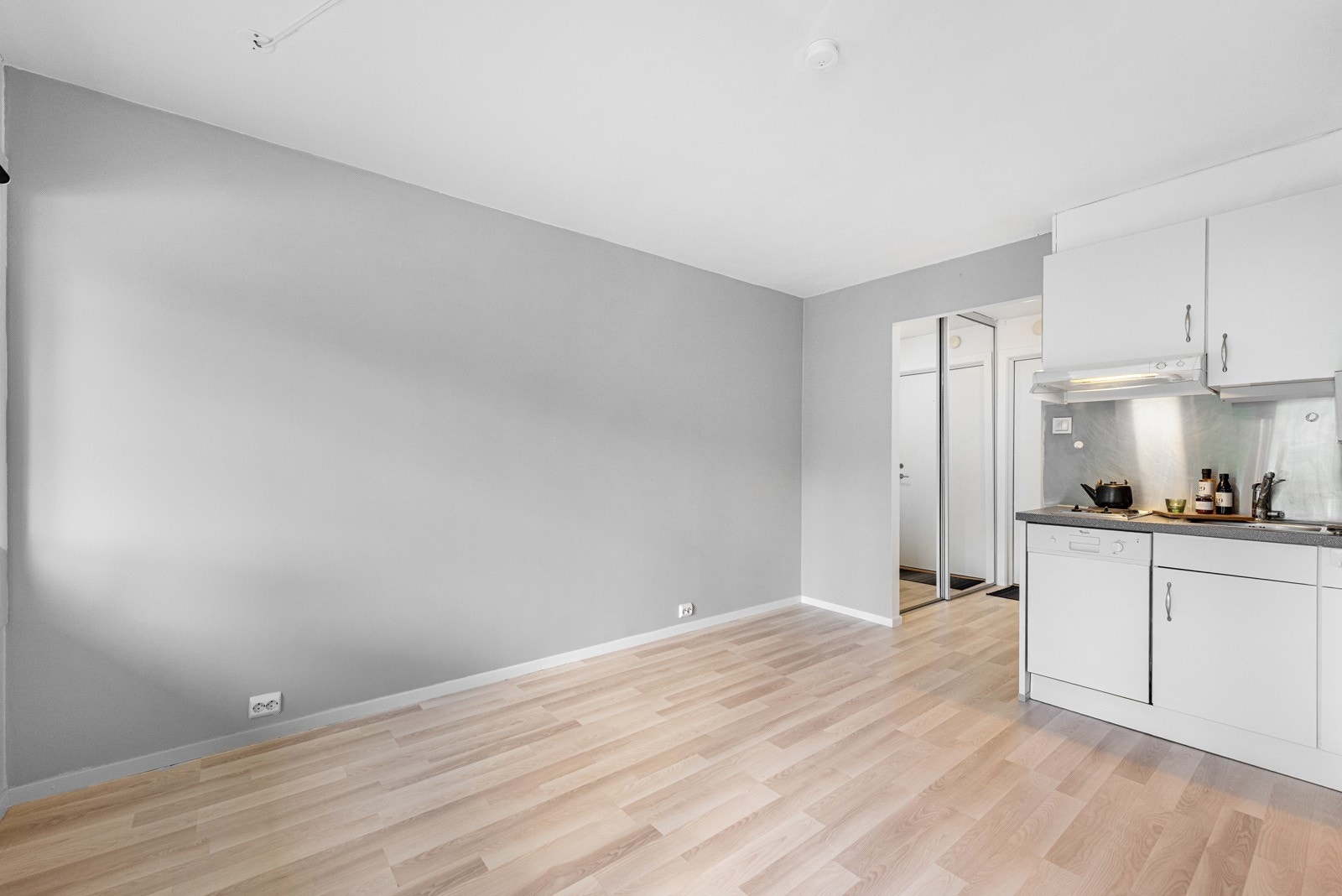 Det ble lagt varmefolie og ny laminatparkett i 2019. Galleribilde