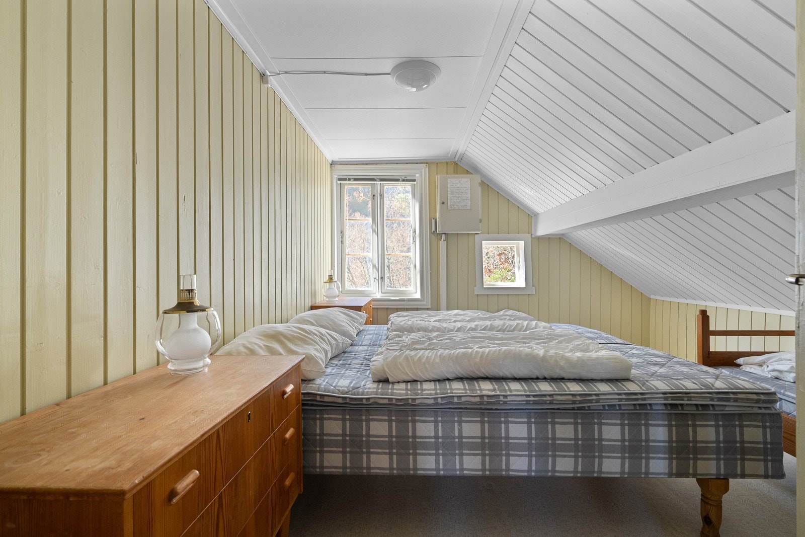 Soverom på loftet med god plass 2 Galleribilde