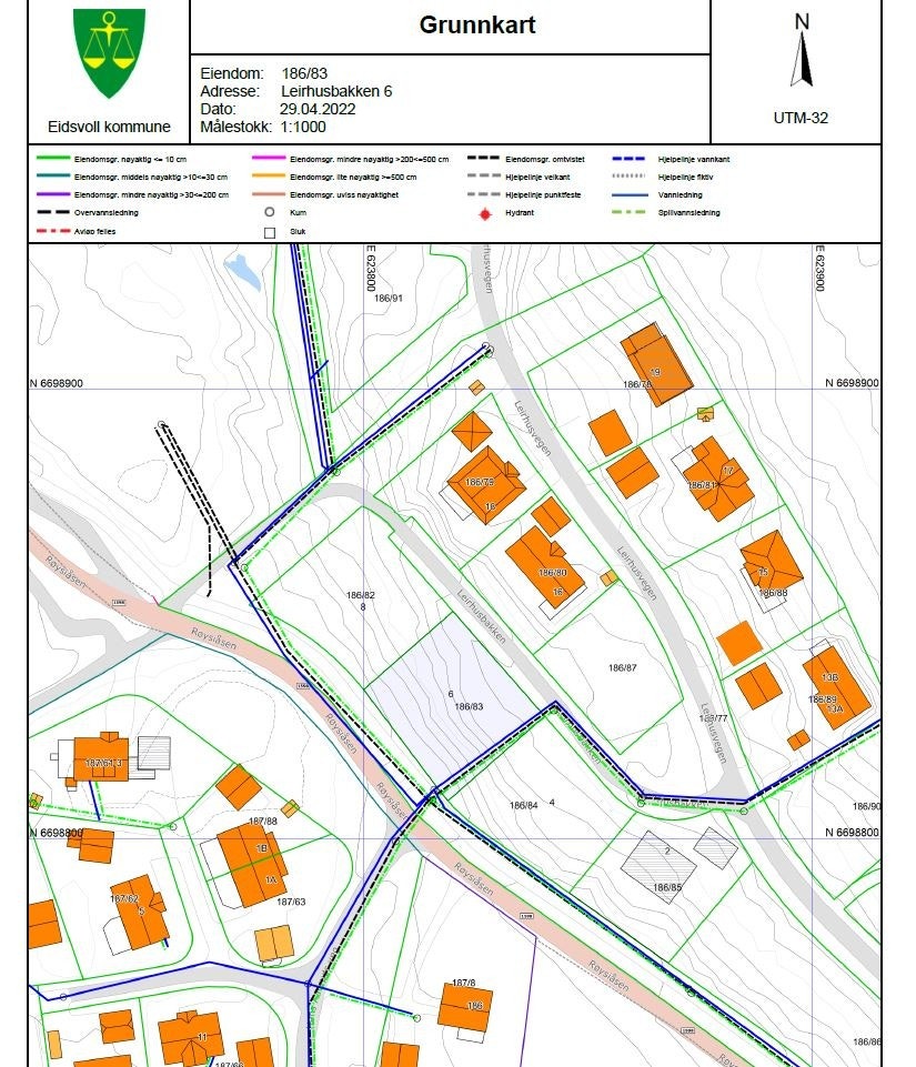 Grunnkart. Tilkobling til strøm, vann og avløp ligger klart. Galleribilde