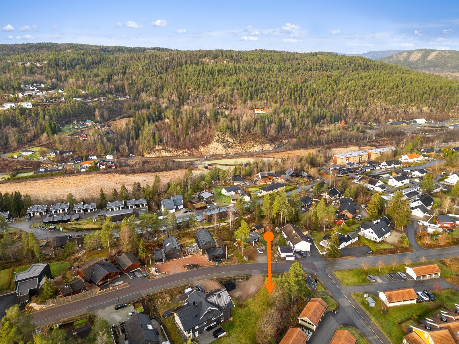 Tomt med fin beliggenhet utenfor Heggedal sentrum. Galleribilde