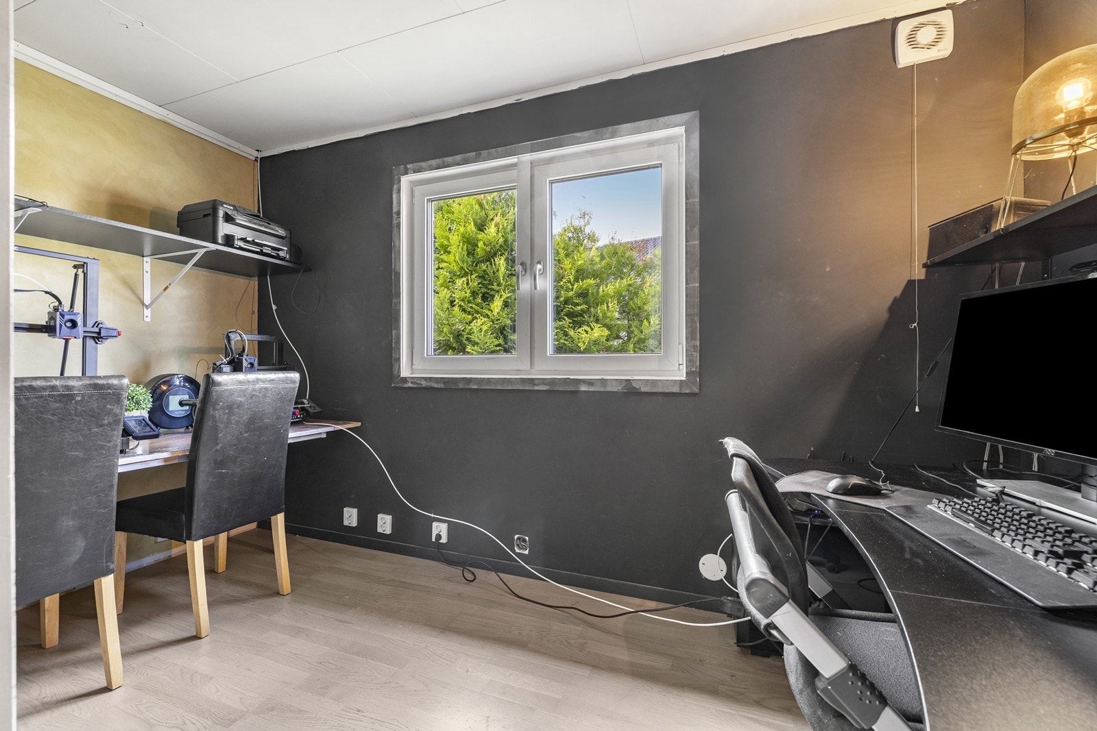 Soverom 4 benyttes i dag som kontor. Galleribilde