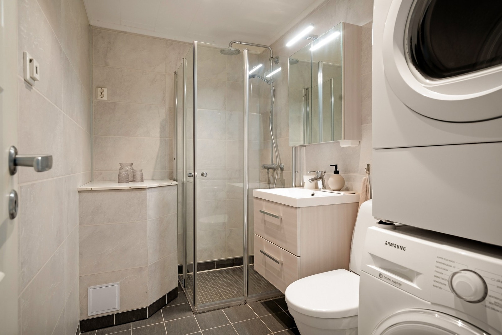 Det er varmekabler i gulvet. Galleribilde