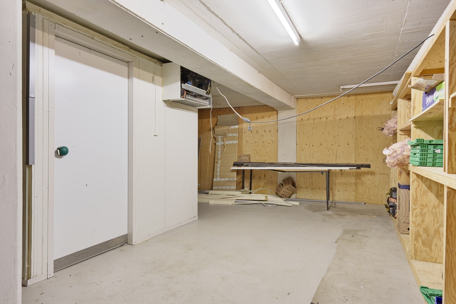 Kjeller der det nå er kjølerom, det er leietaker som har installert kjølerommet Galleribilde