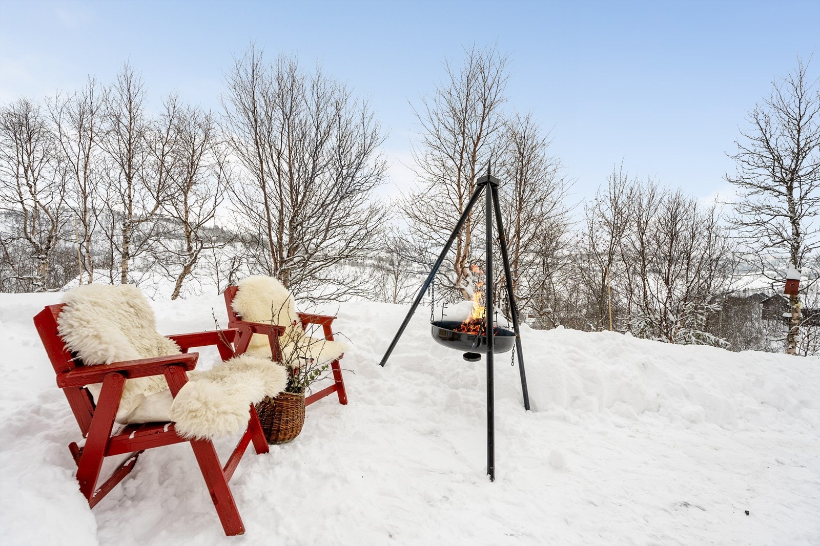Man har et ypperlig utgangspunkt til et løypenett som gir et hav av turmuligheter både på sommer og vinterstid Galleribilde