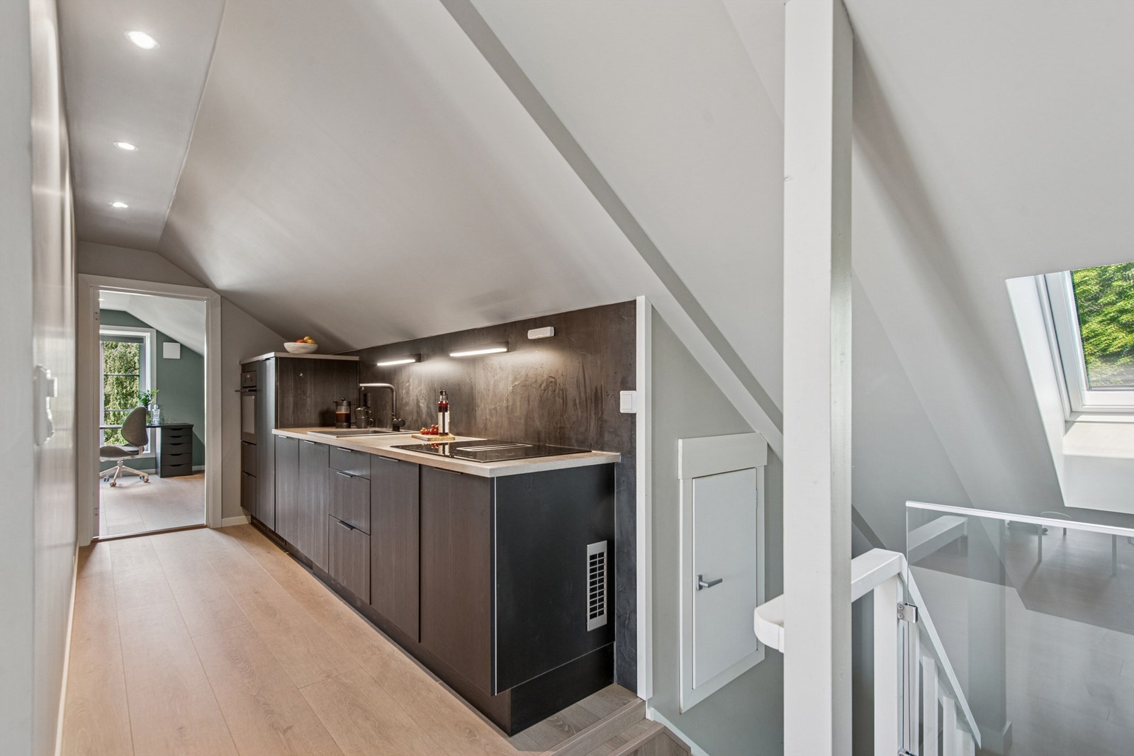 Gang og kjøkken Galleribilde