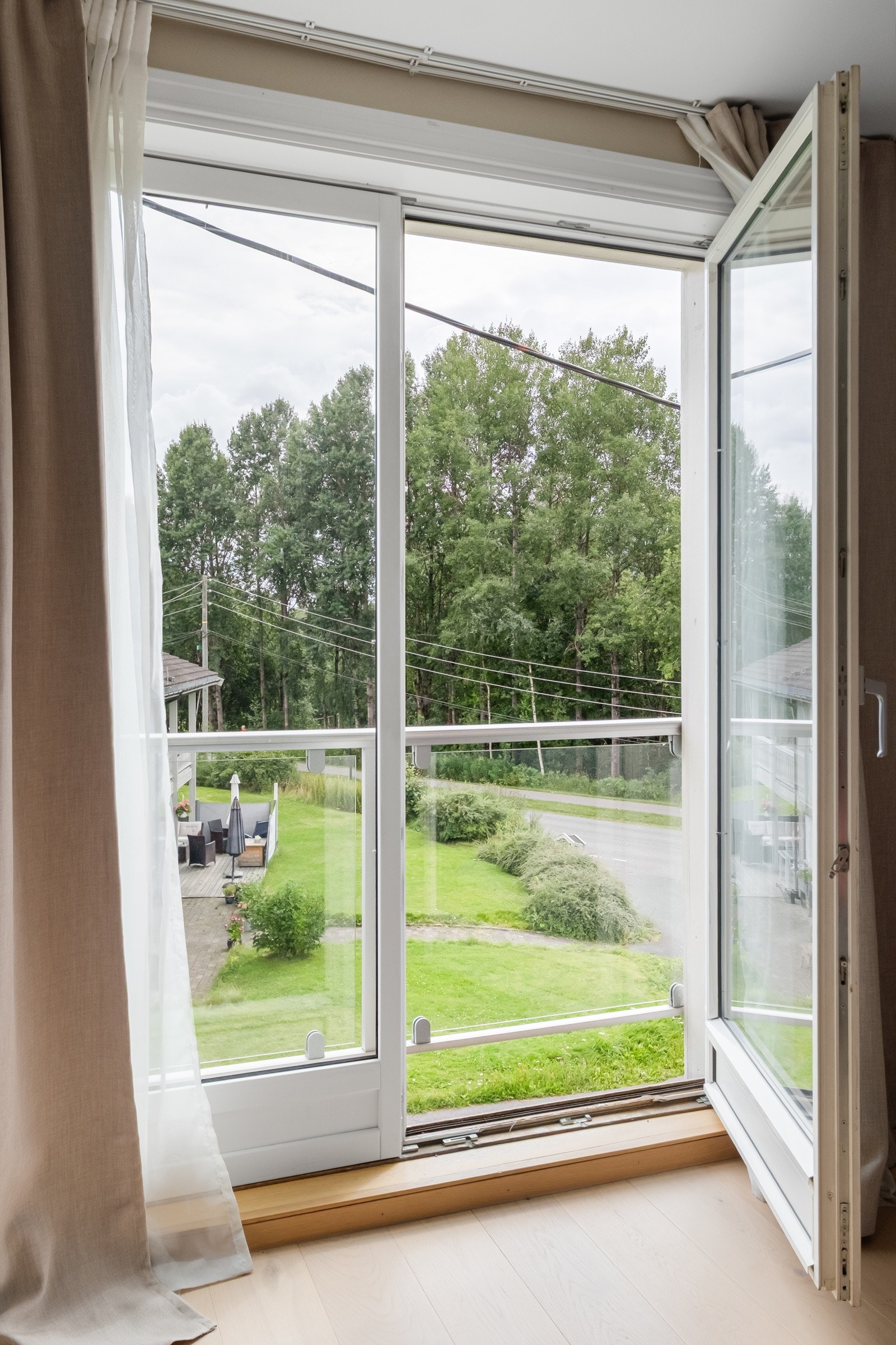 Fransk balkong for lufting og noe som gir rommet det lille ekstra. Galleribilde