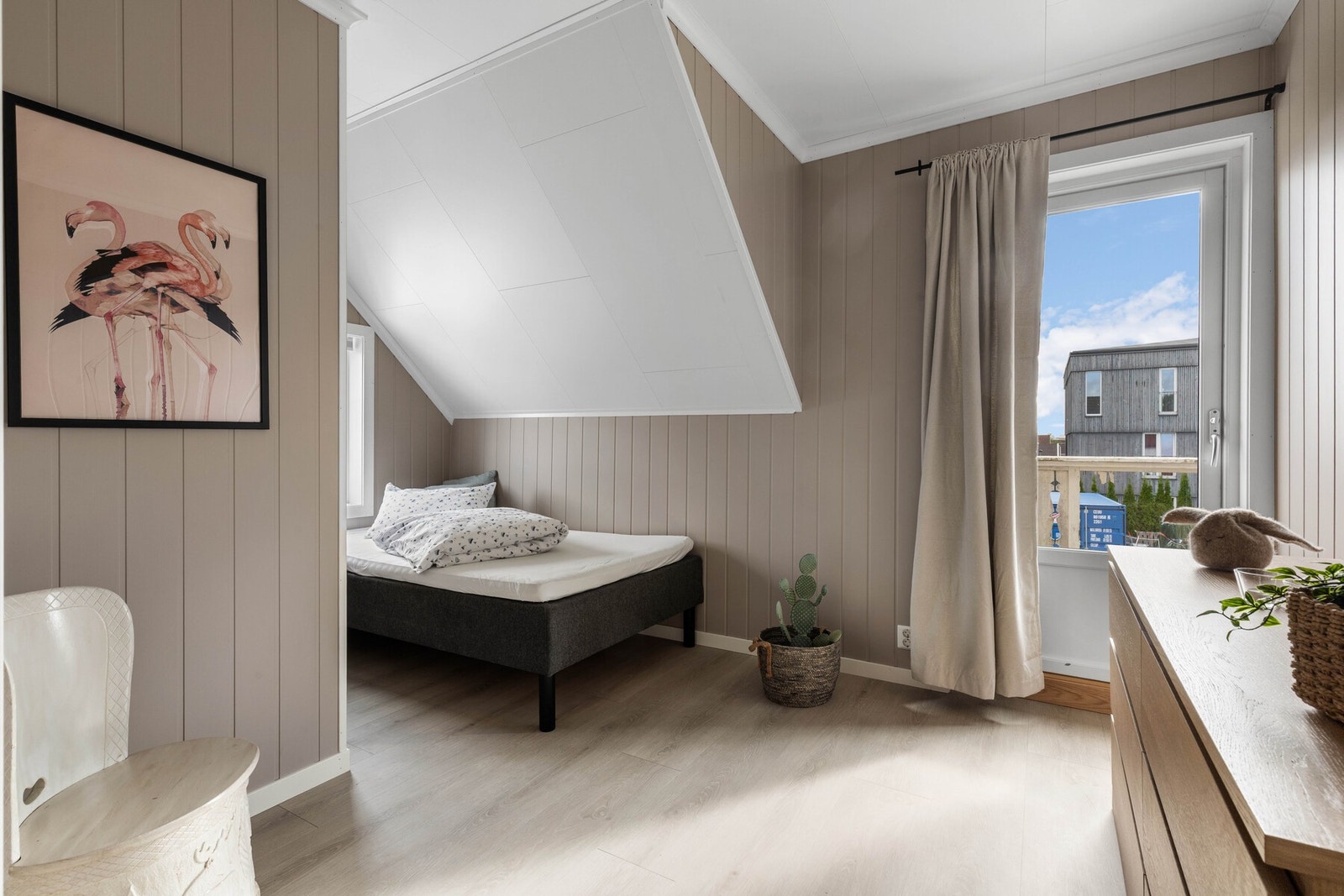 I 2. etasje finner man tre soverom. Galleribilde