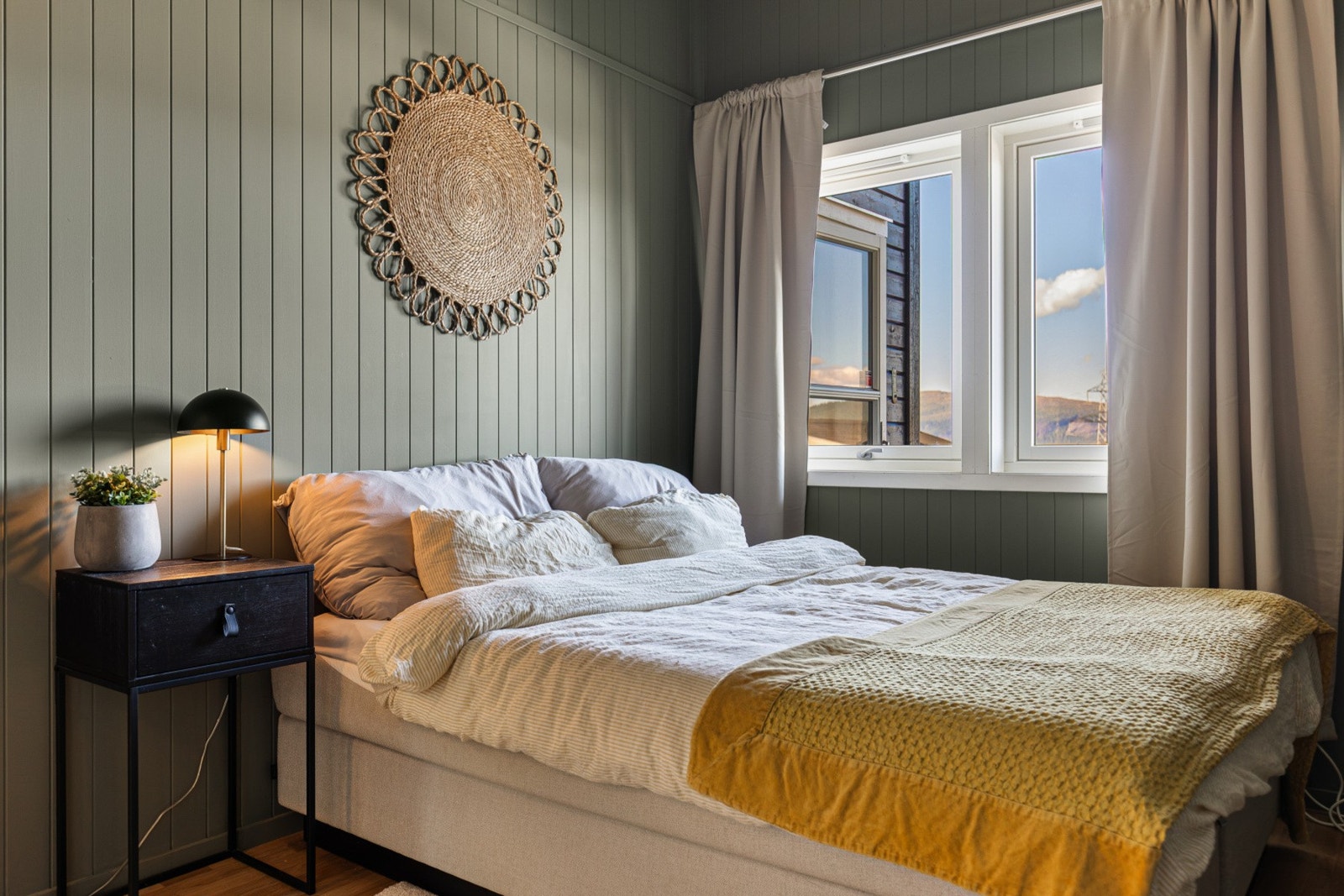 Her kan du våkne opp til en fantastisk utsikt ut av soveromsvinduet Galleribilde