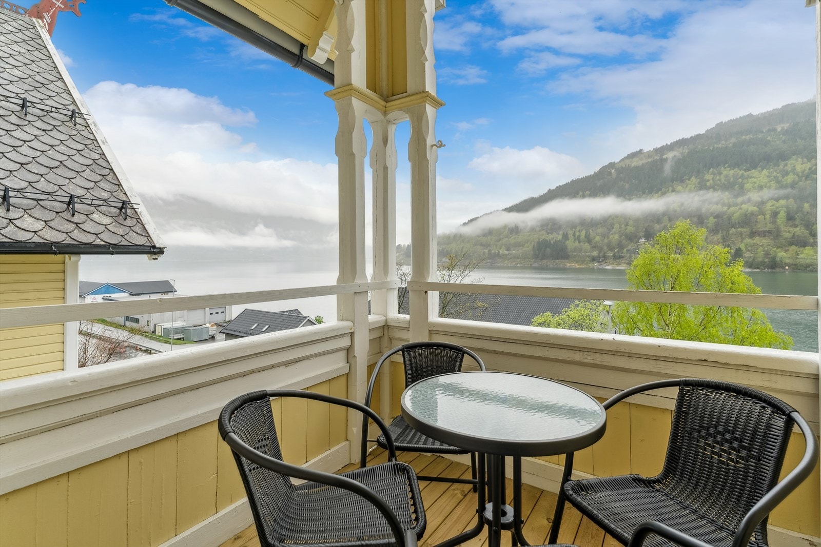 Utsikt frå eigen balkong Galleribilde