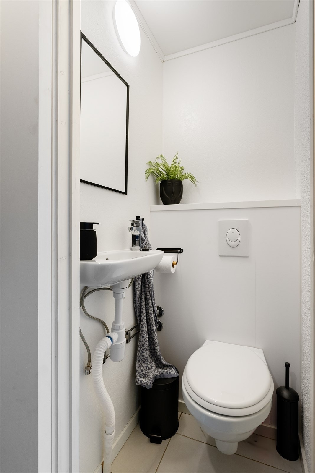 Toalettrom i 2.etg ble oppusset i 2023. Galleribilde