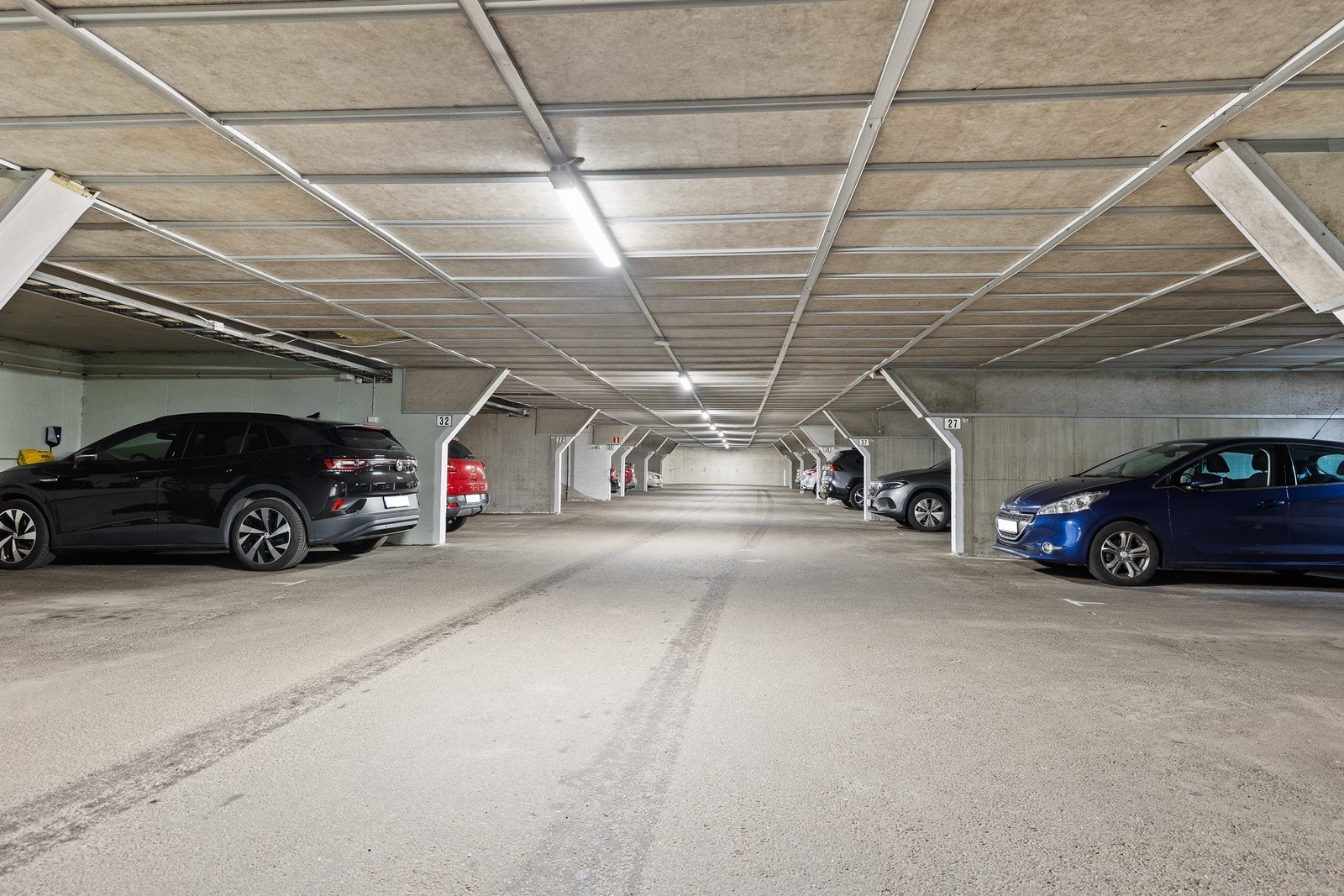 Garasjeanlegget i sameiet. Galleribilde