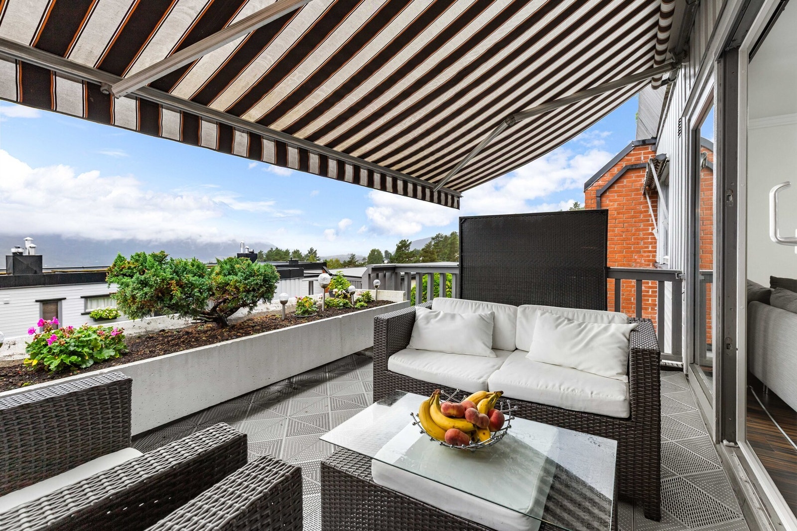 Terrasse. Galleribilde