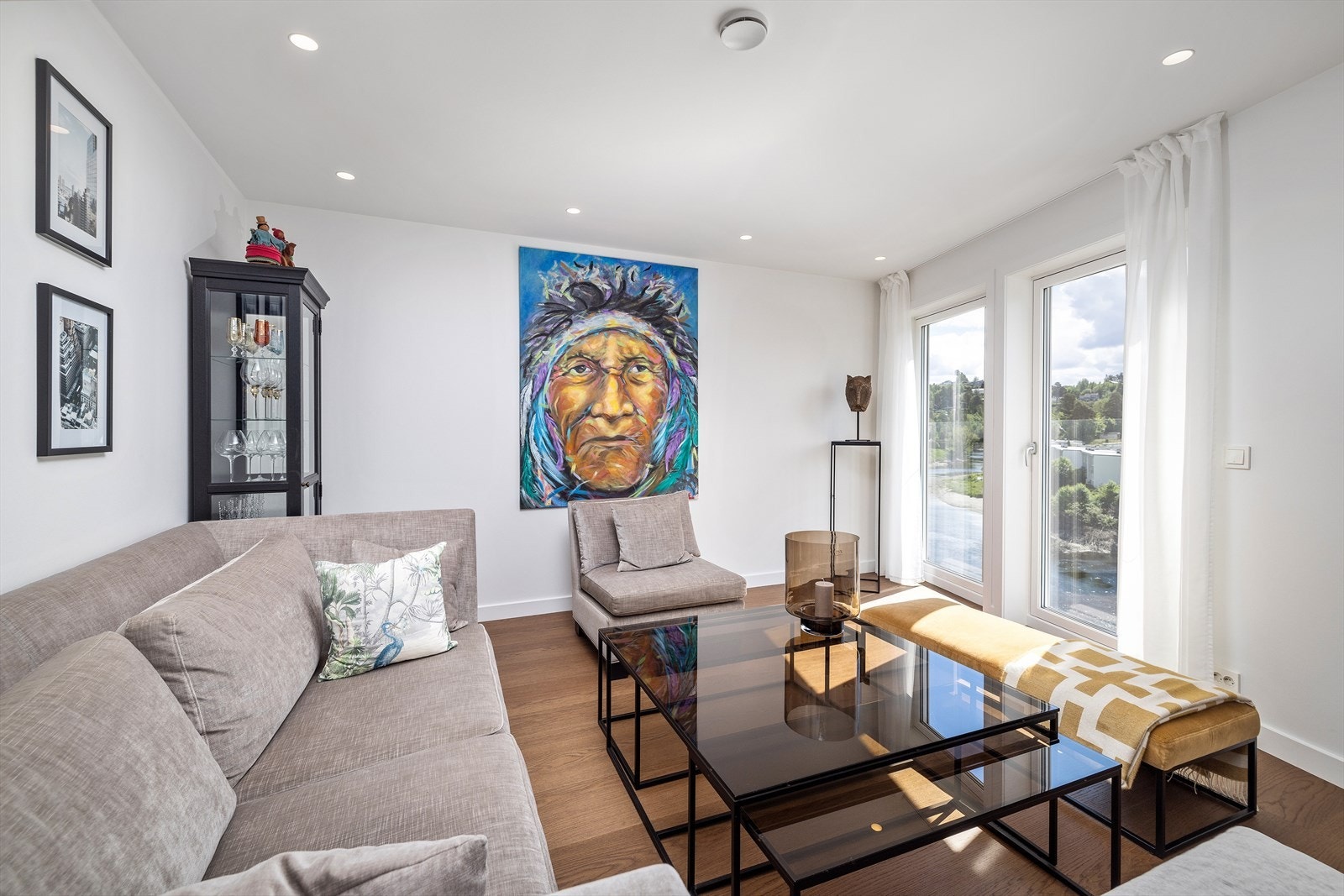 I tv-stuen er det en Fransk balkong. Galleribilde