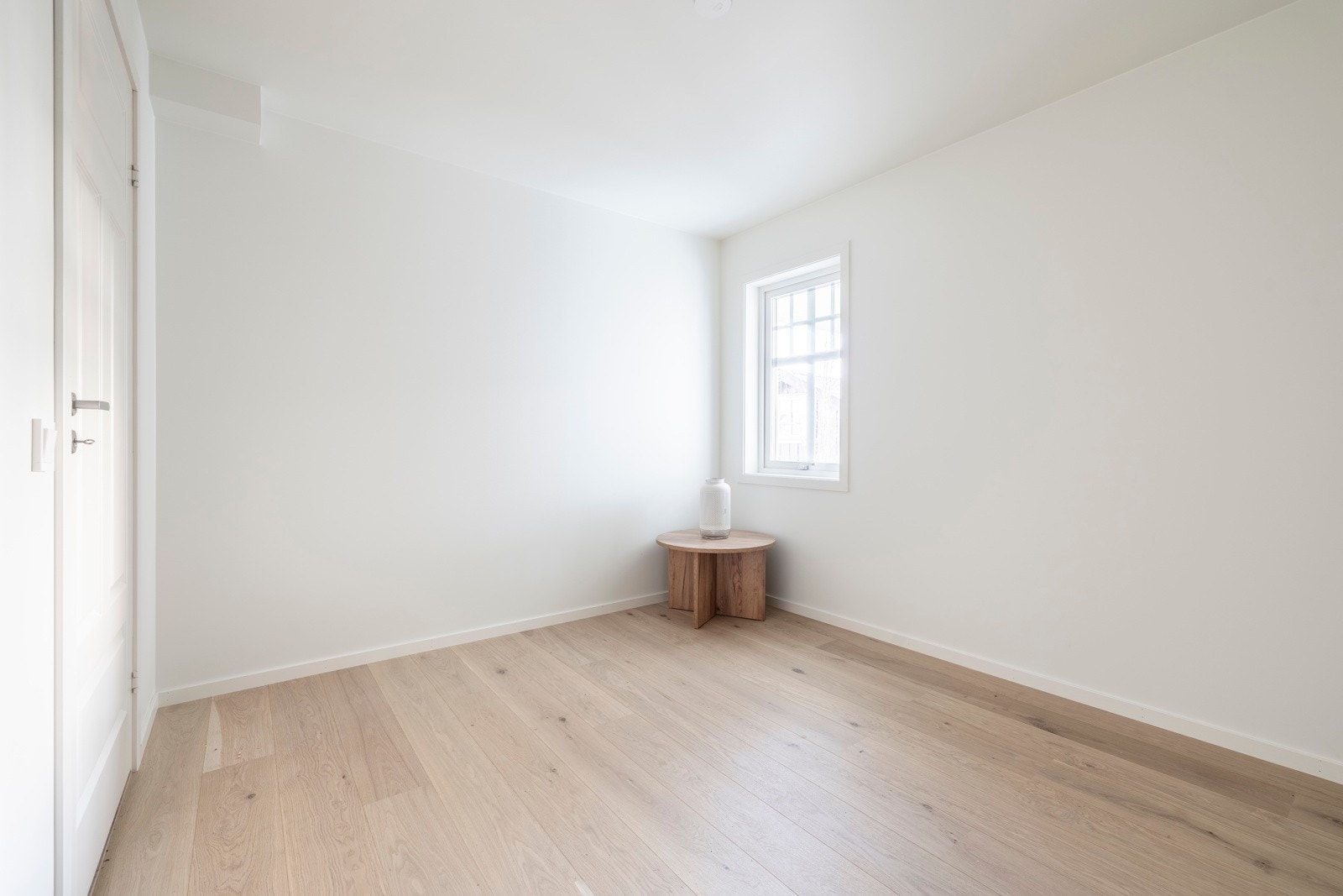 I første etasje finner du en TV-stue som fungerer utmerket som et ekstra oppholdsrom for familien. Galleribilde