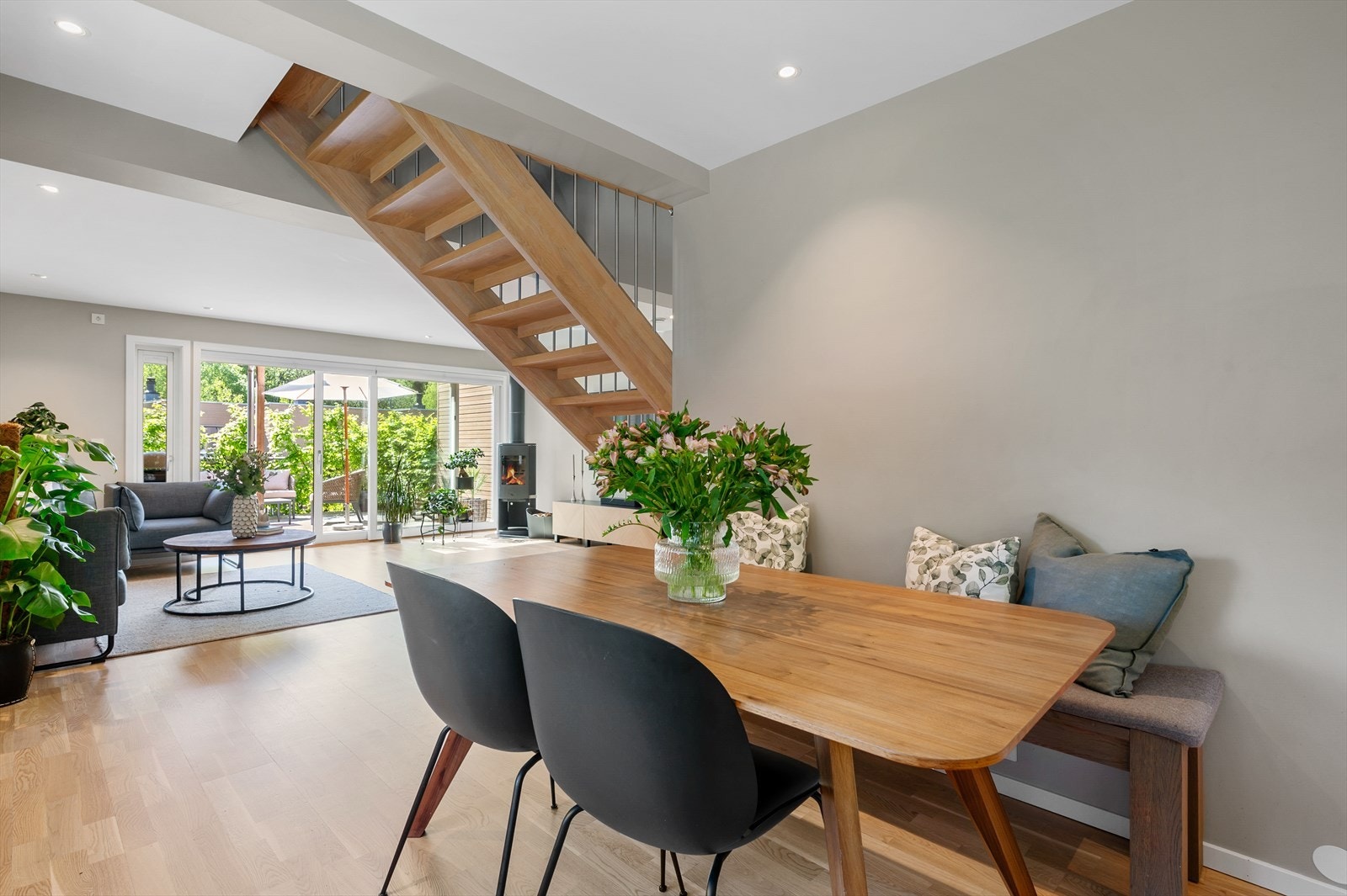 Flere sosiale soner for hyggelige sammenkomster. Galleribilde