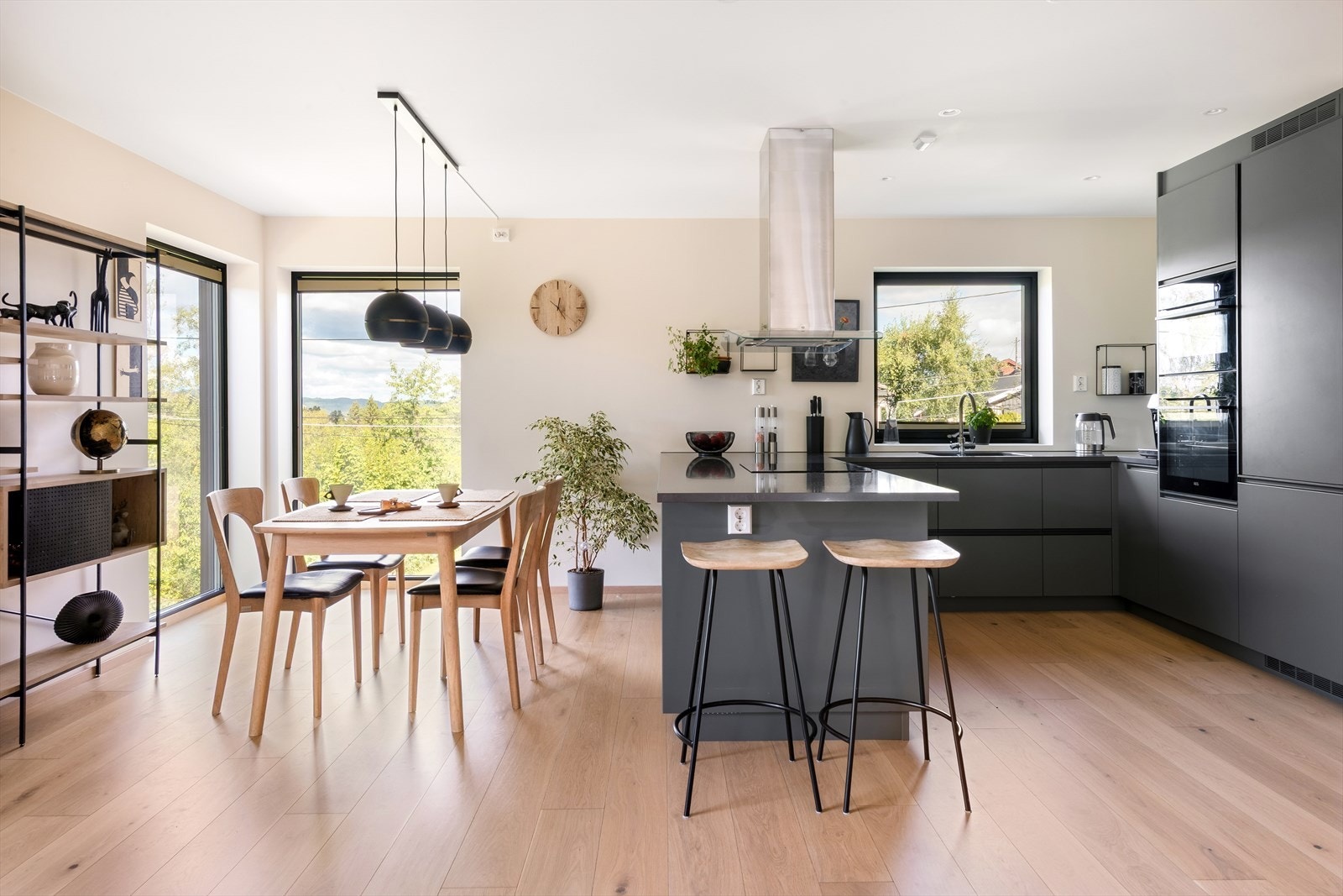 Åpen stue- og kjøkkenløsning Galleribilde