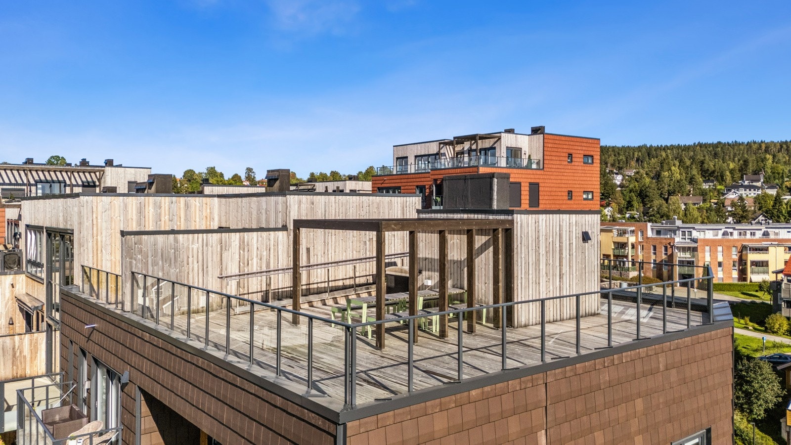 Stor og flott felles takterrasse på plan 6! Galleribilde