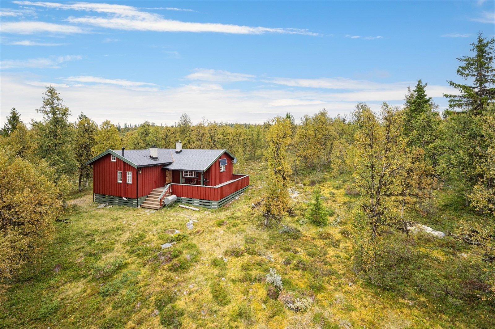 Nordre-Lia Seterveg 726 ligger litt for seg selv med likevel nær et flott løypenett sommer som vinter! Galleribilde