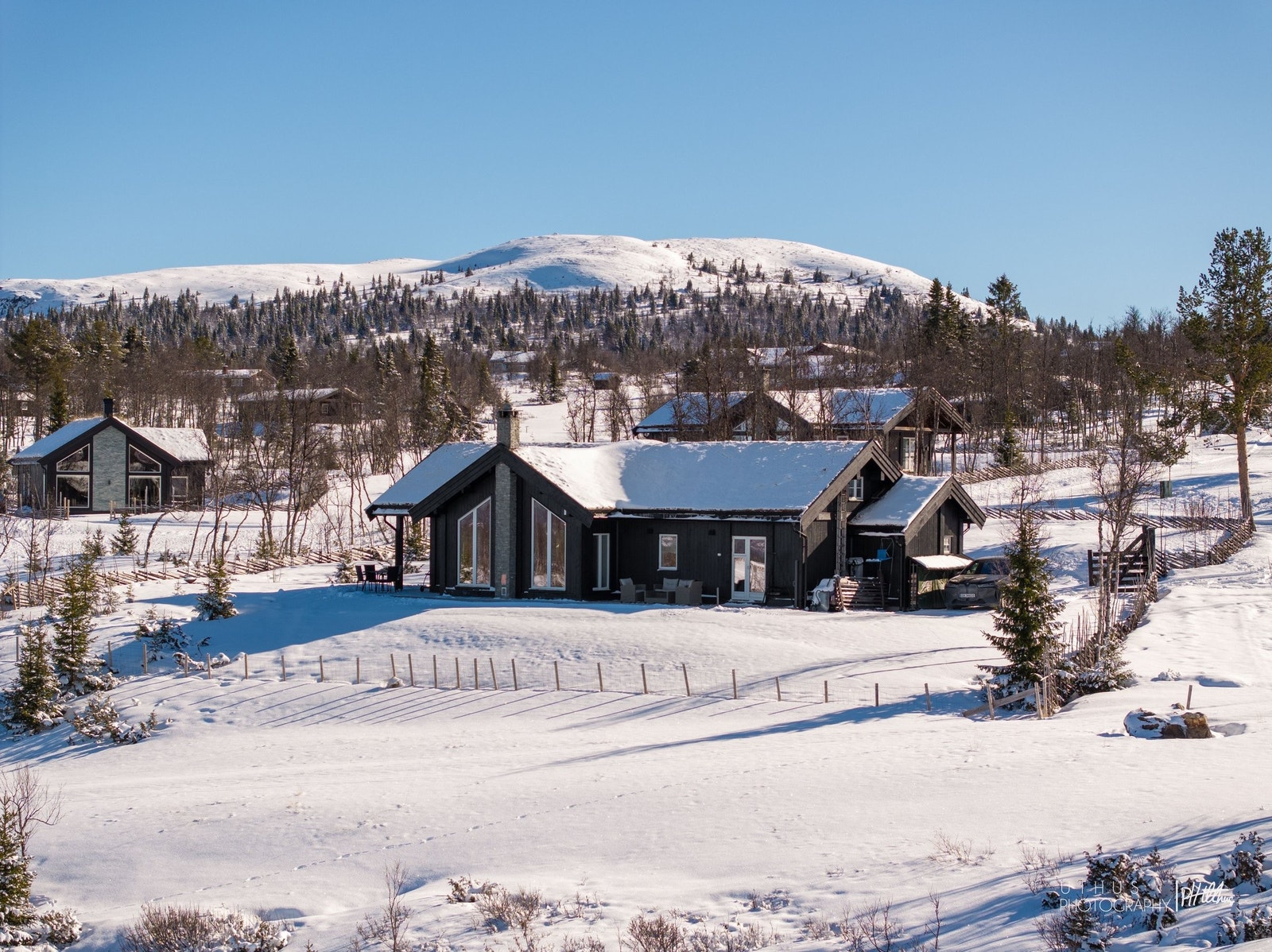 Fantastisk beliggenhet med friområde på to kanter og Auenhaugen i bakgrunnen Galleribilde