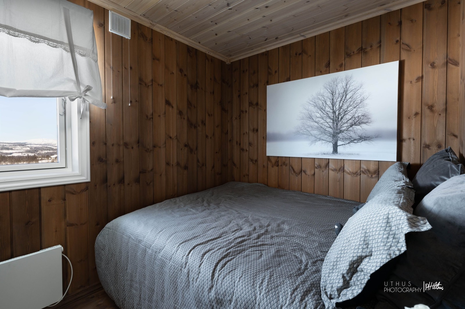 Soverom 3, med innebygd garderobe og 150 seng Galleribilde
