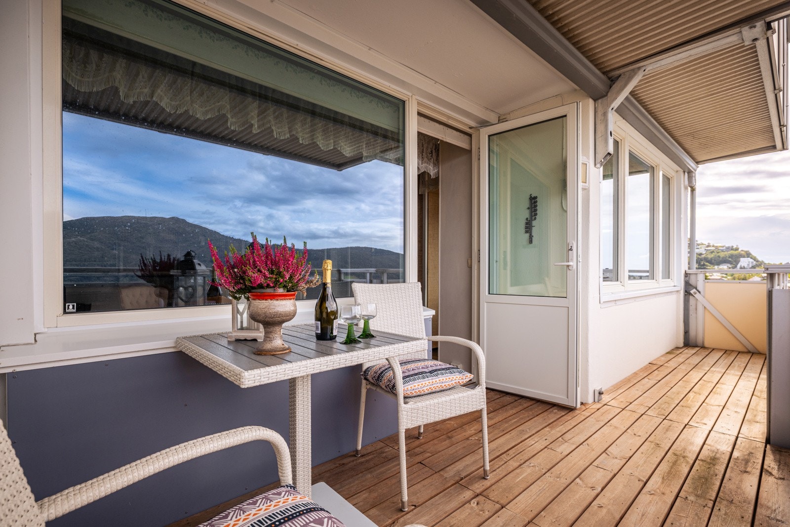 God plass på balkongen Galleribilde