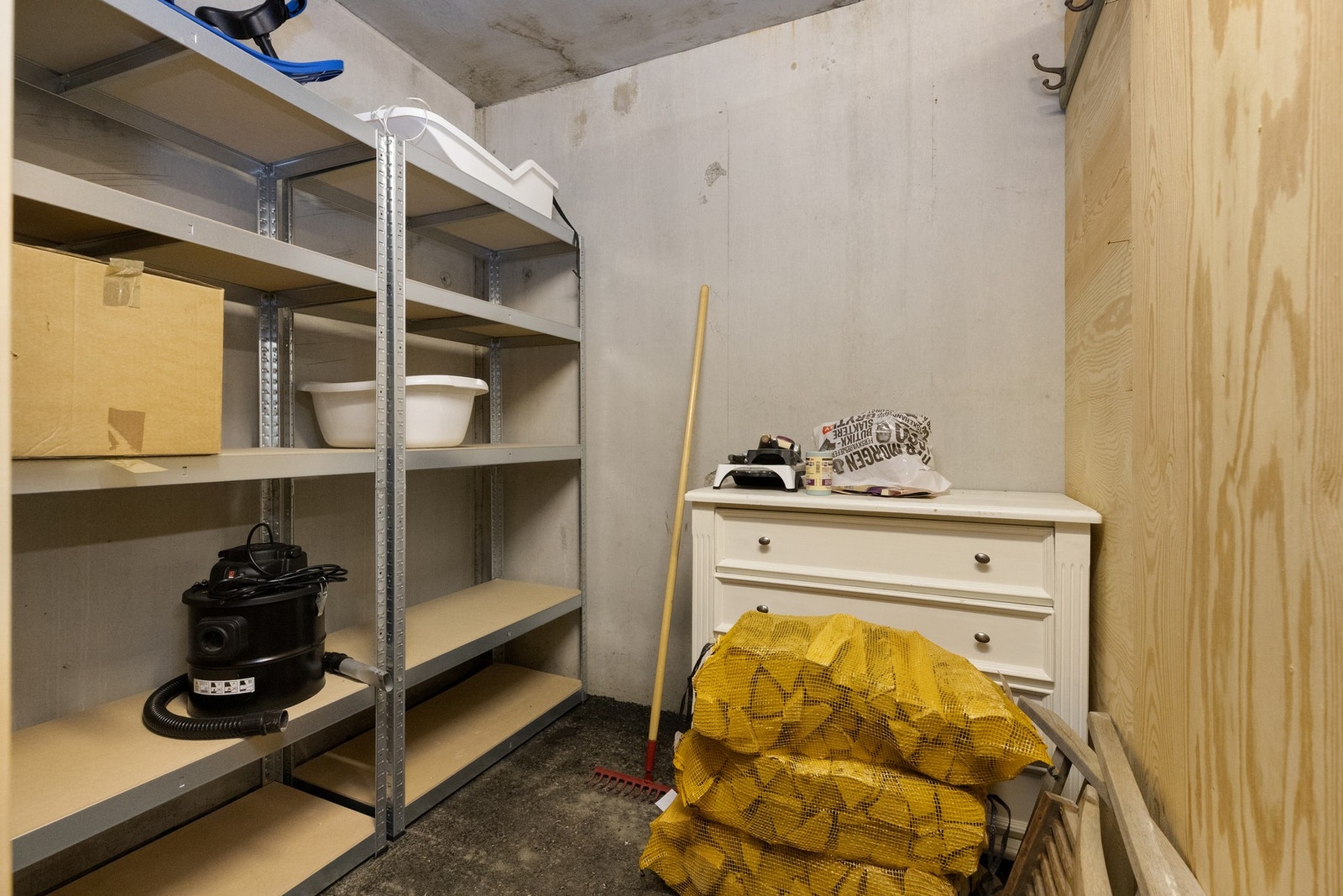 Boden har god plass til oppbevaring Galleribilde