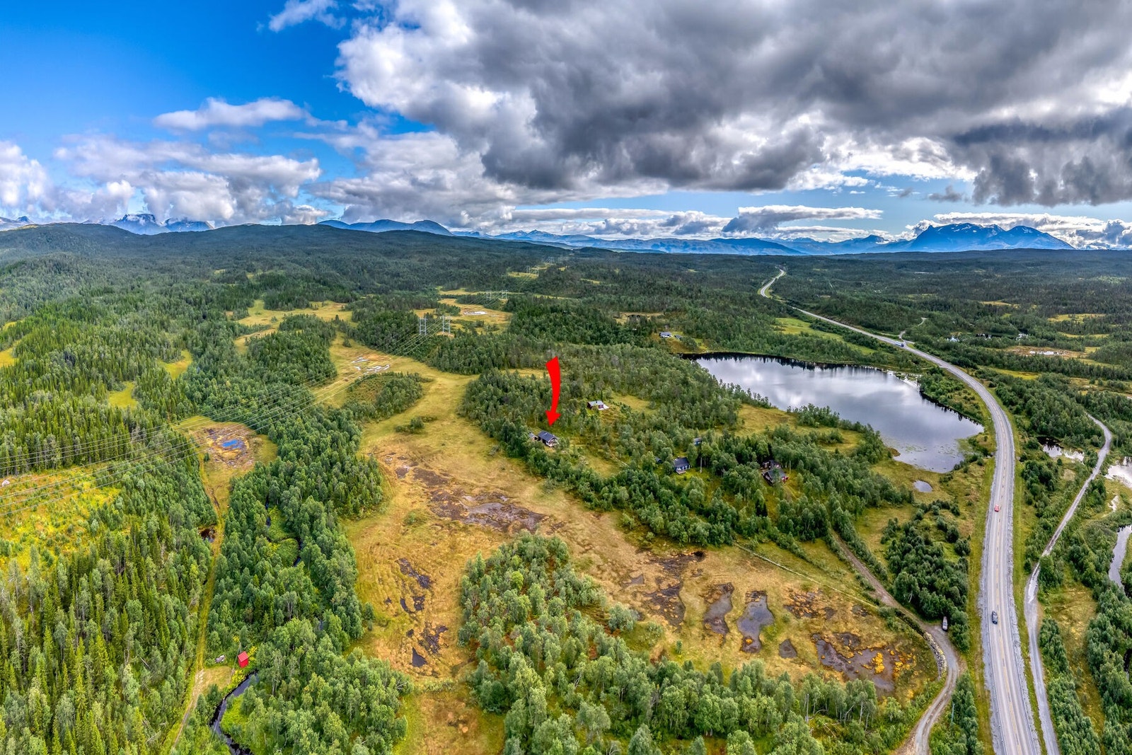 Området byr på gode muligheter for naturopplevelser. Flott sopp/bær terreng. Gode muligheter for jakt og fiske. Attraktivt tur terreng- året rundt. Galleribilde