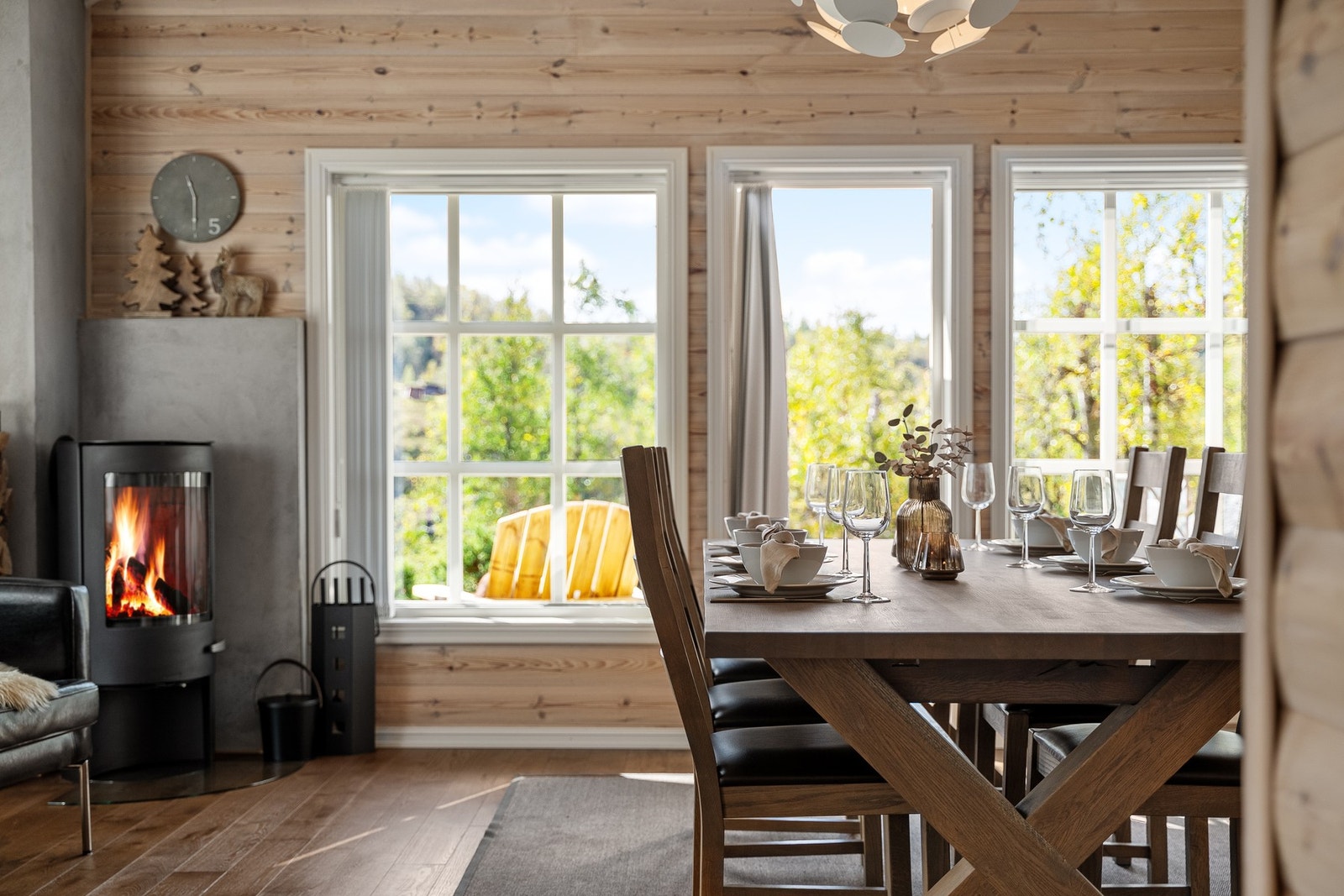 Hytta har en flott og usjenert utsikt. Galleribilde