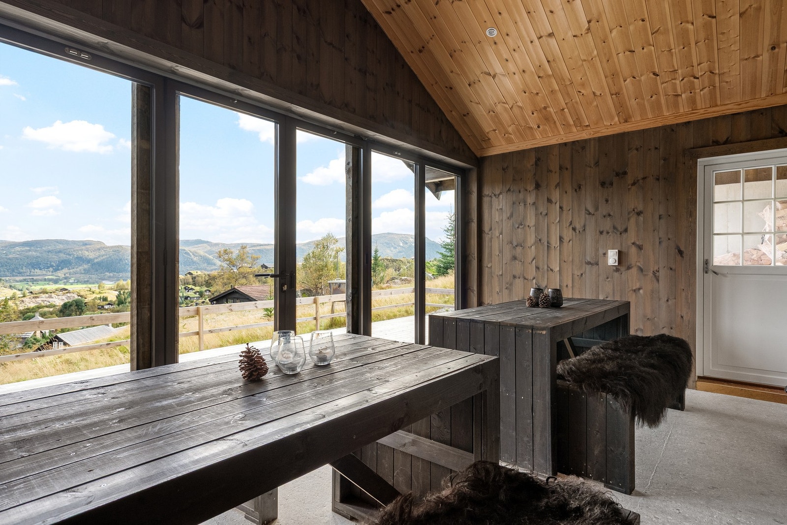 Eldhuset innvendig. Galleribilde