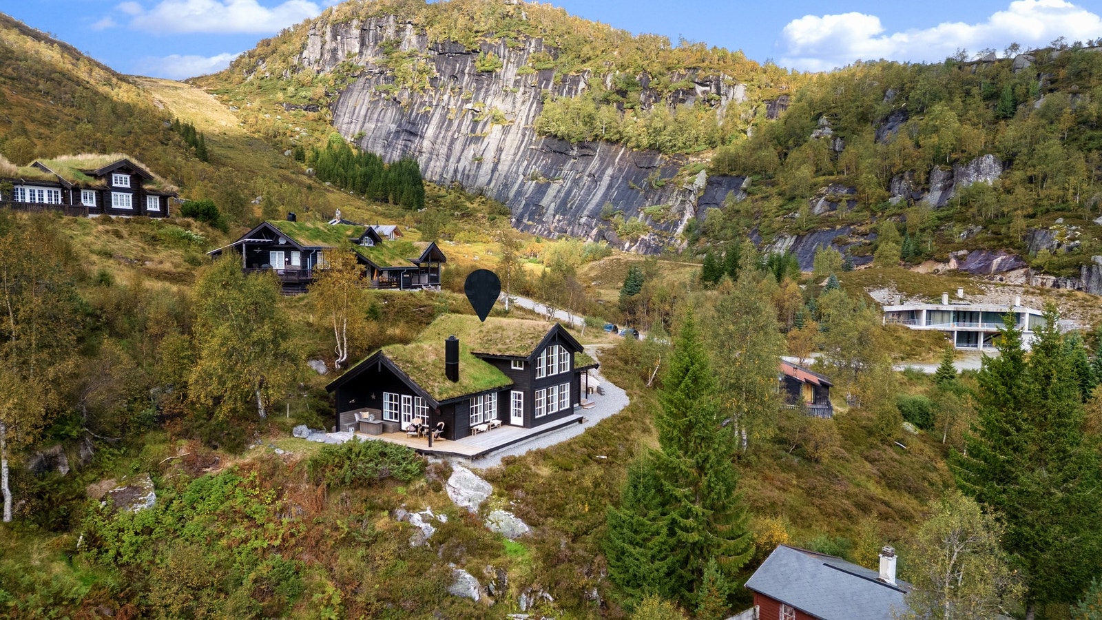 Slettekvæven 75 presenteres av EIE eiendomsmegling AS v/ Torbjørn Lie - Eiendomsmegler MNEF/ Salgsleder/ Partner.
Foto: Arve Gravdal Galleribilde